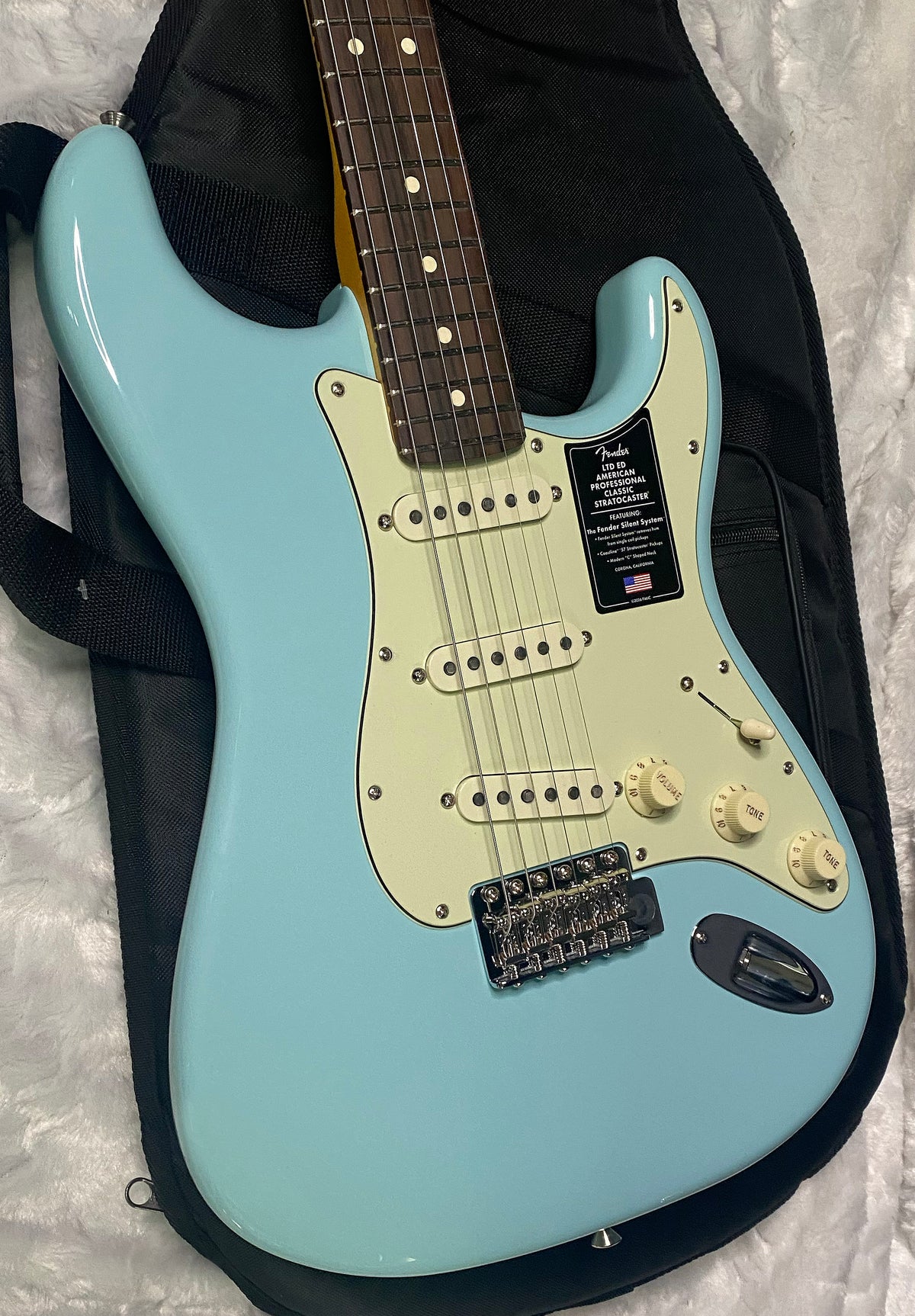 NEW! Fender Limited Edition American Professional Classic Stratocaster featuring the Silent System - Daphne Blue - 7.75lbs - Authorized Dealer - G07782