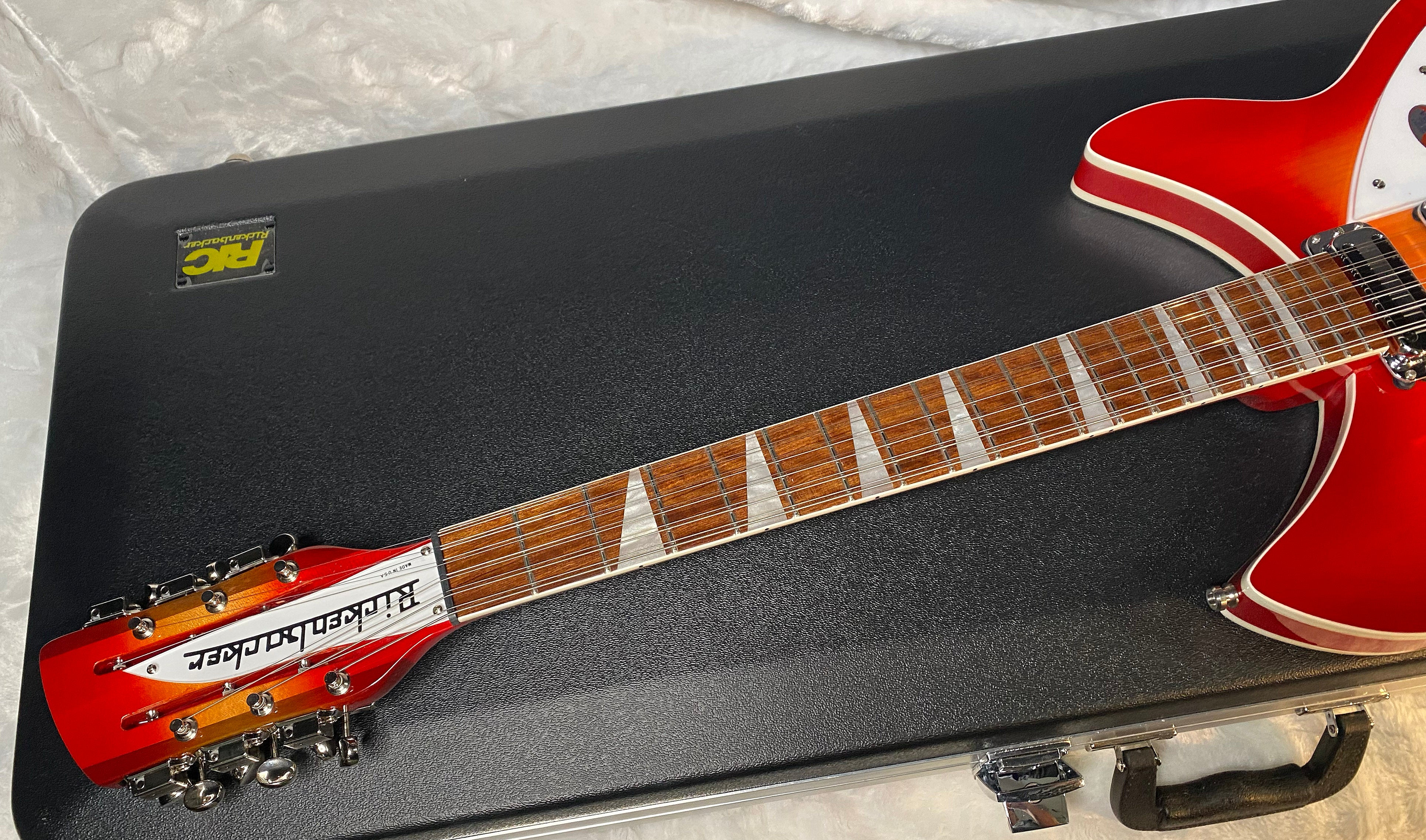NEW! Rickenbacker 1993Plus Semi-Hollowbody Electric Guitar - Fireglo - Authorized Dealer - In-Stock! 8.35lbs - G07075