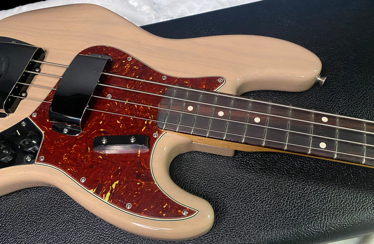 NEW! Fender Custom Shop 64 Jazz Bass NOS - Dirty White Blonde - Ash Body - 9.2 lbs - Authorized Dealer - G07792