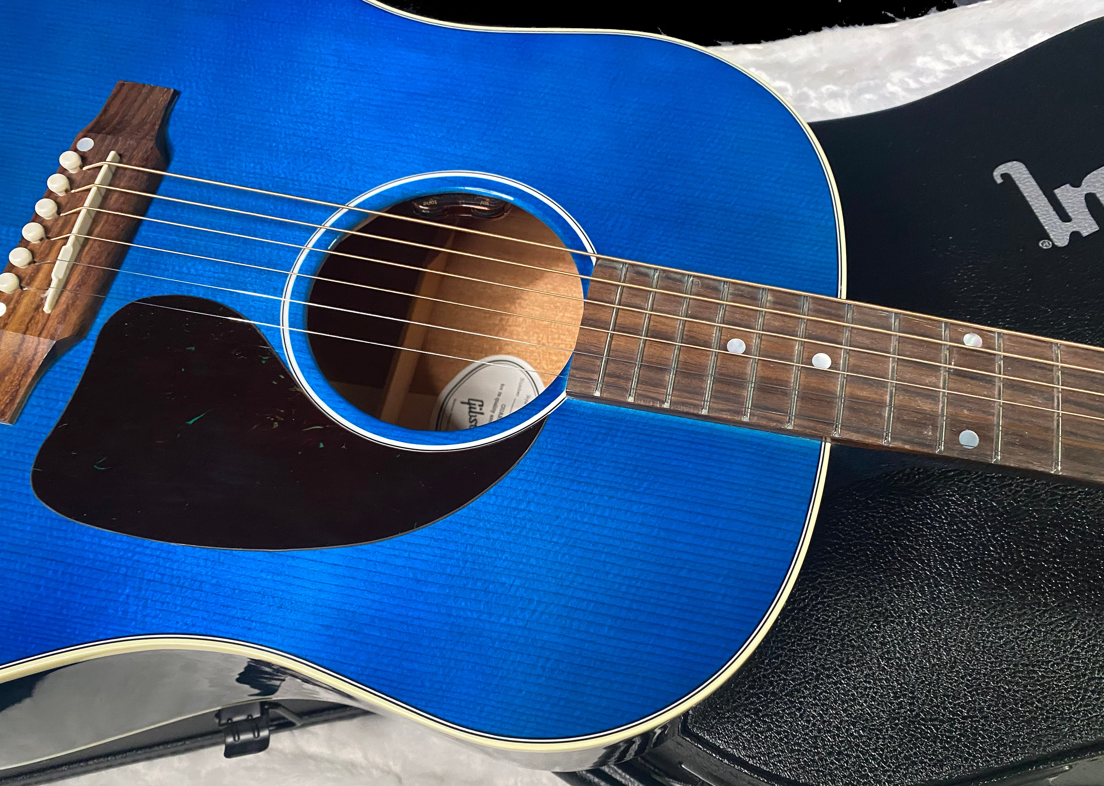 NEW ! Gibson Acoustic J-45 Standard Acoustic Guitar - Bluebonnet Gloss - Authorized Dealer - 4.5lbs - G07089