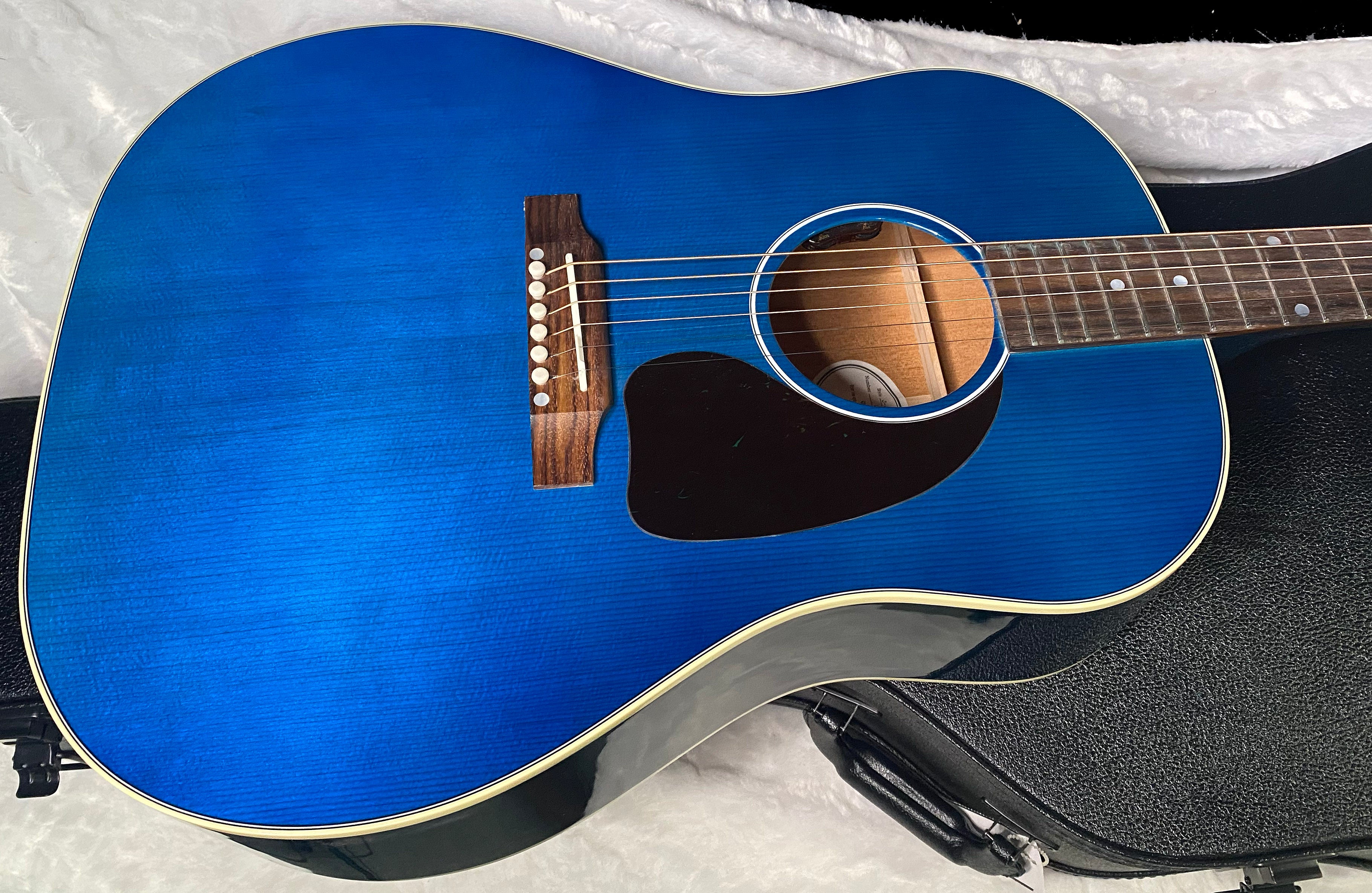 NEW ! Gibson Acoustic J-45 Standard Acoustic Guitar - Bluebonnet Gloss - Authorized Dealer - 4.5lbs - G07089