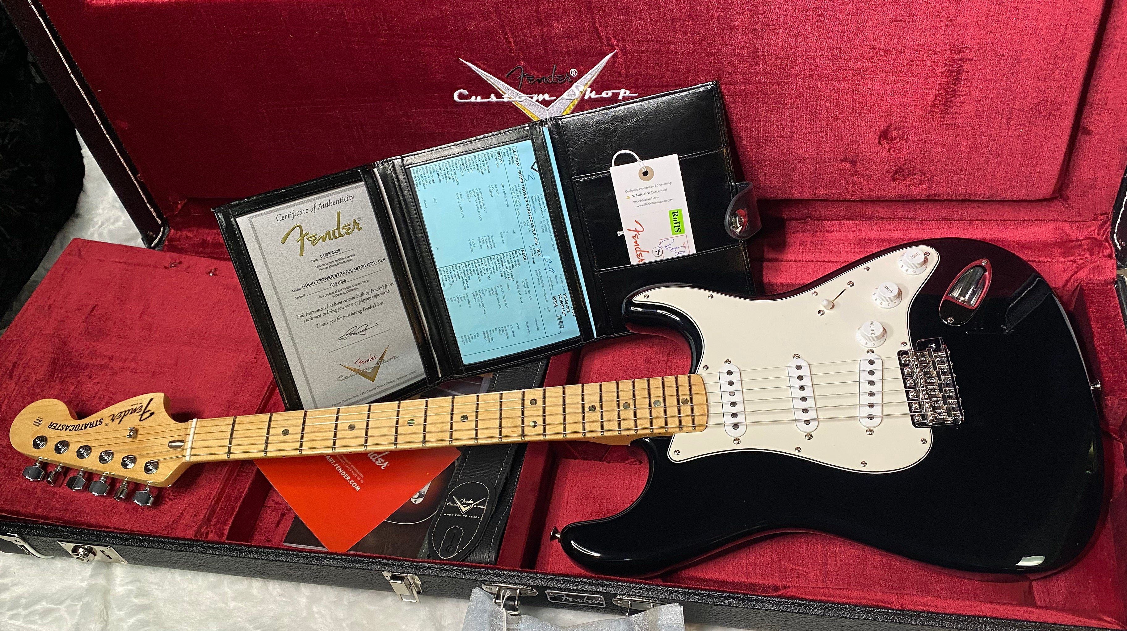 NEW! Fender Robin Trower Signature Stratocaster - Black Finish - Authorized Dealer - 7.9 lbs - G06388