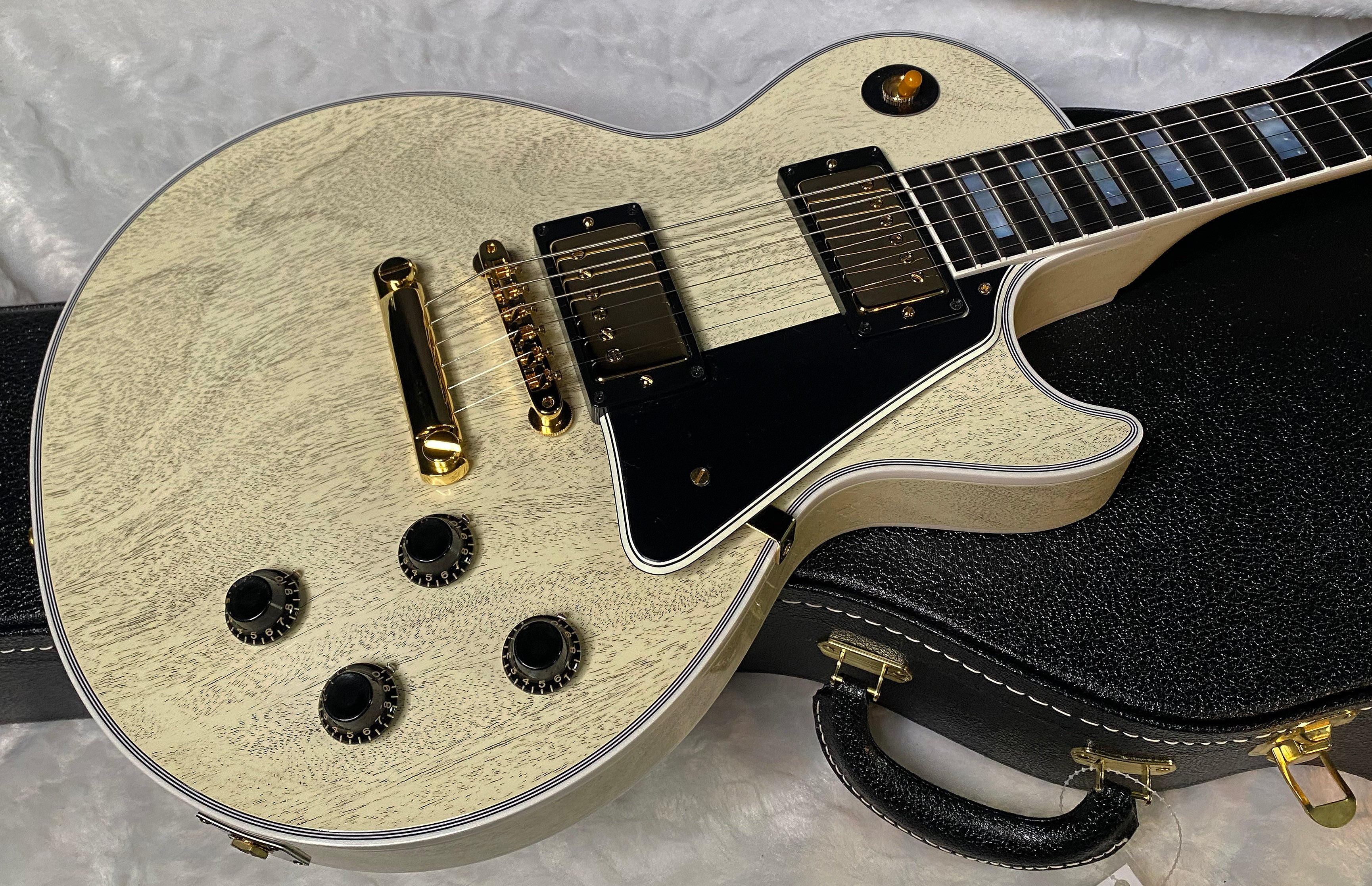 NEW! Gibson Les Paul Custom 1957 Reissue VOS - Custom Ordered in TV White - Custom Shop - 9.75 lbs - Authorized Dealer - G07096