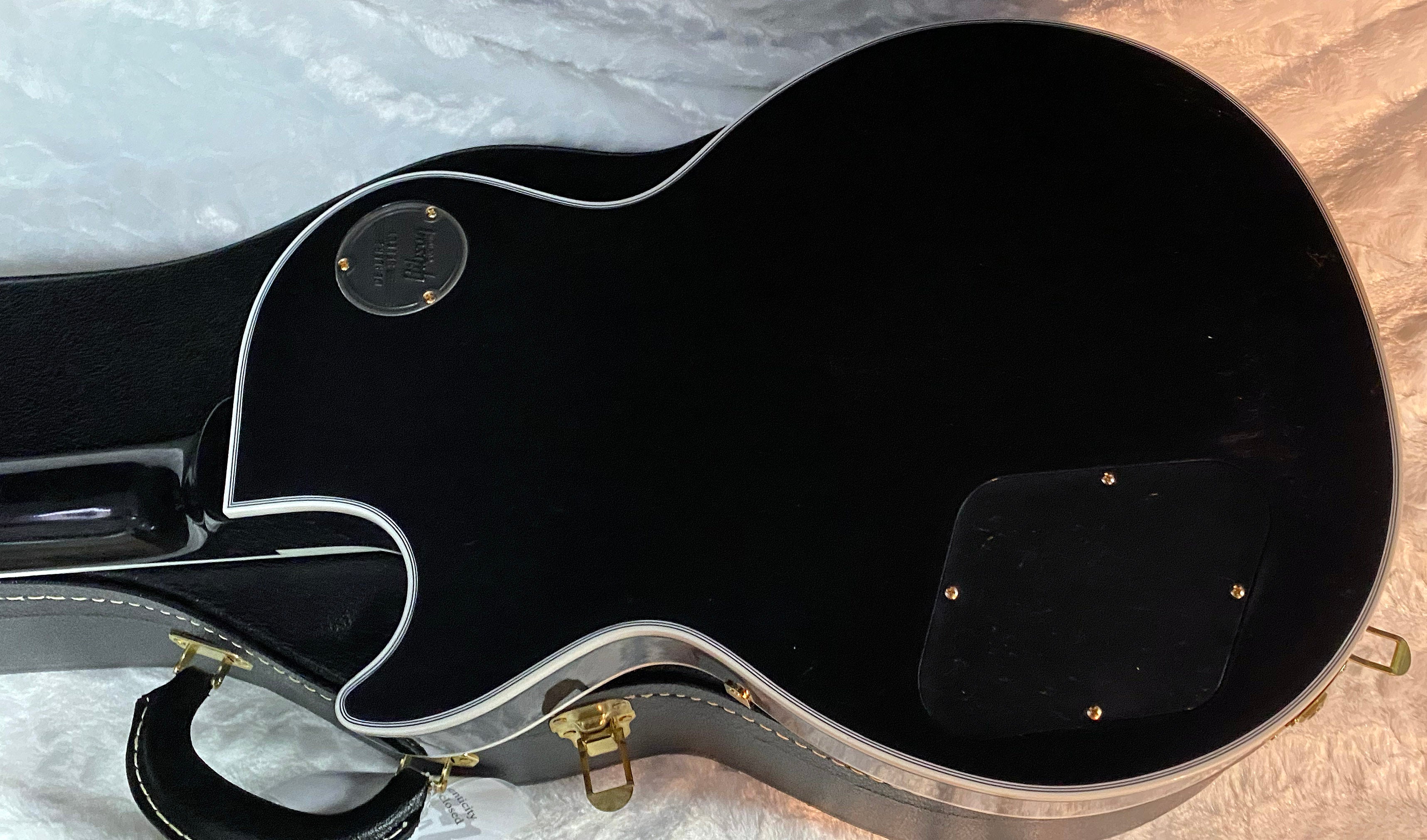 NEW! Gibson Les Paul Custom - Dealer Select - P90 Pick-Ups - VOS Ebony Finish - Custom Shop M2M - Authorized Dealer - 10.3 lbs - G07097