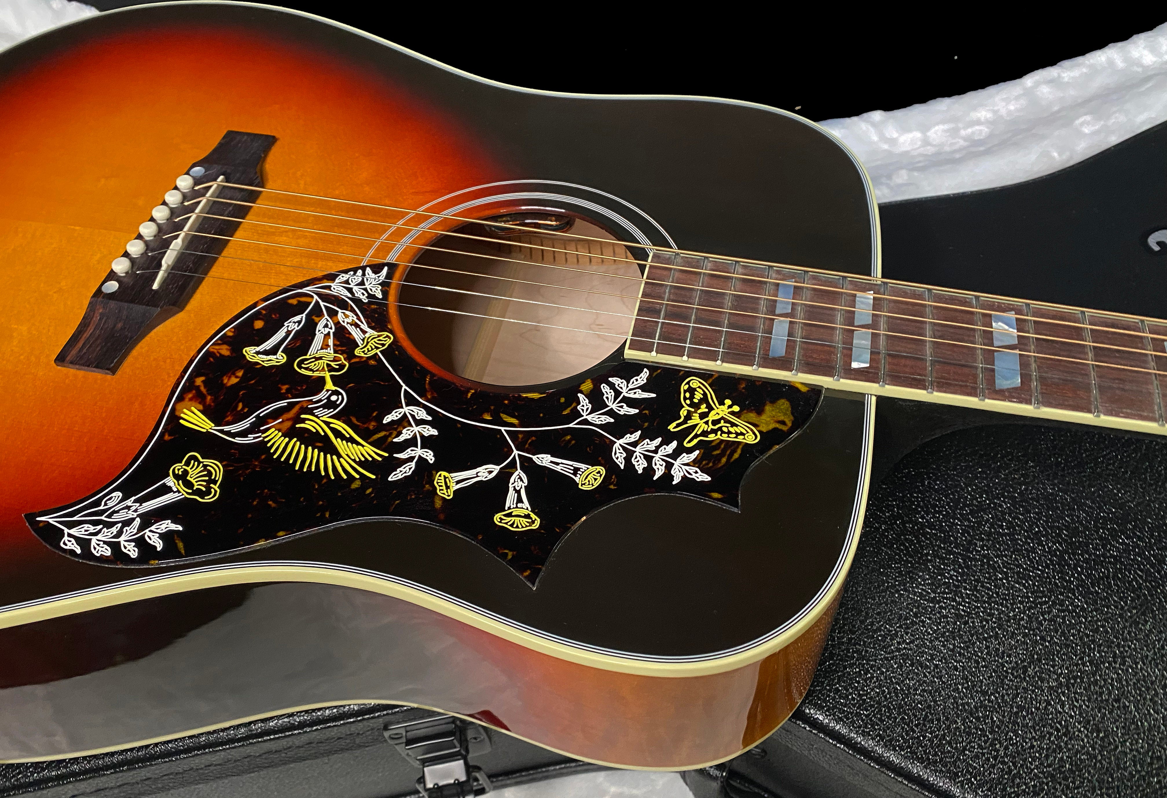 NEW! Gibson Acoustic Hummingbird Maple Long Scale Acoustic-Electric Guitar - Tri-burst - Custom Shop - Limited Edition - Authorized Dealer - G06399