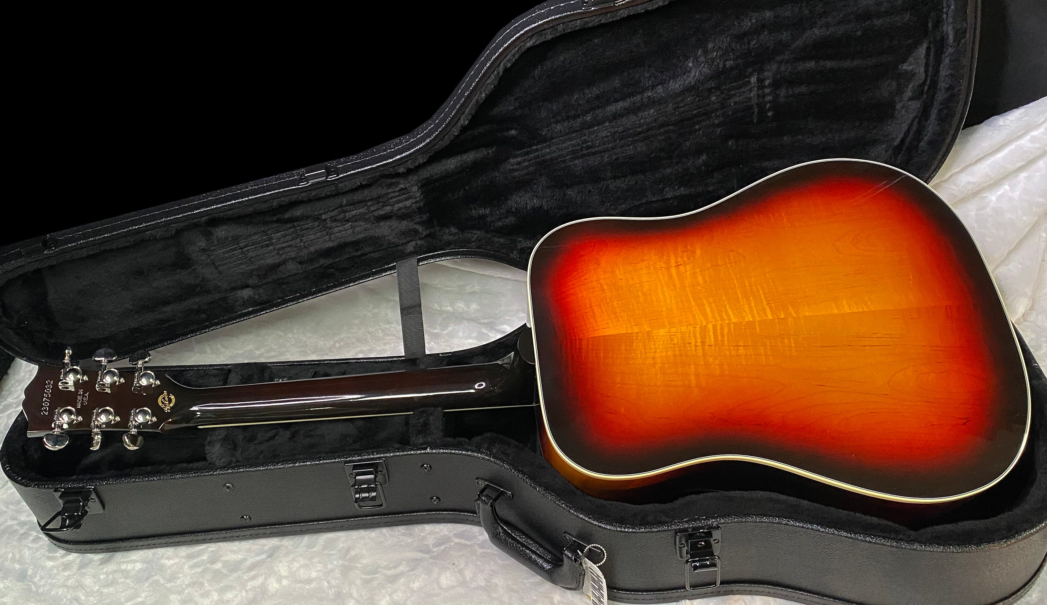 NEW! Gibson Acoustic Hummingbird Maple Long Scale Acoustic-Electric Guitar - Tri-burst - Custom Shop - Limited Edition - Authorized Dealer - G06399