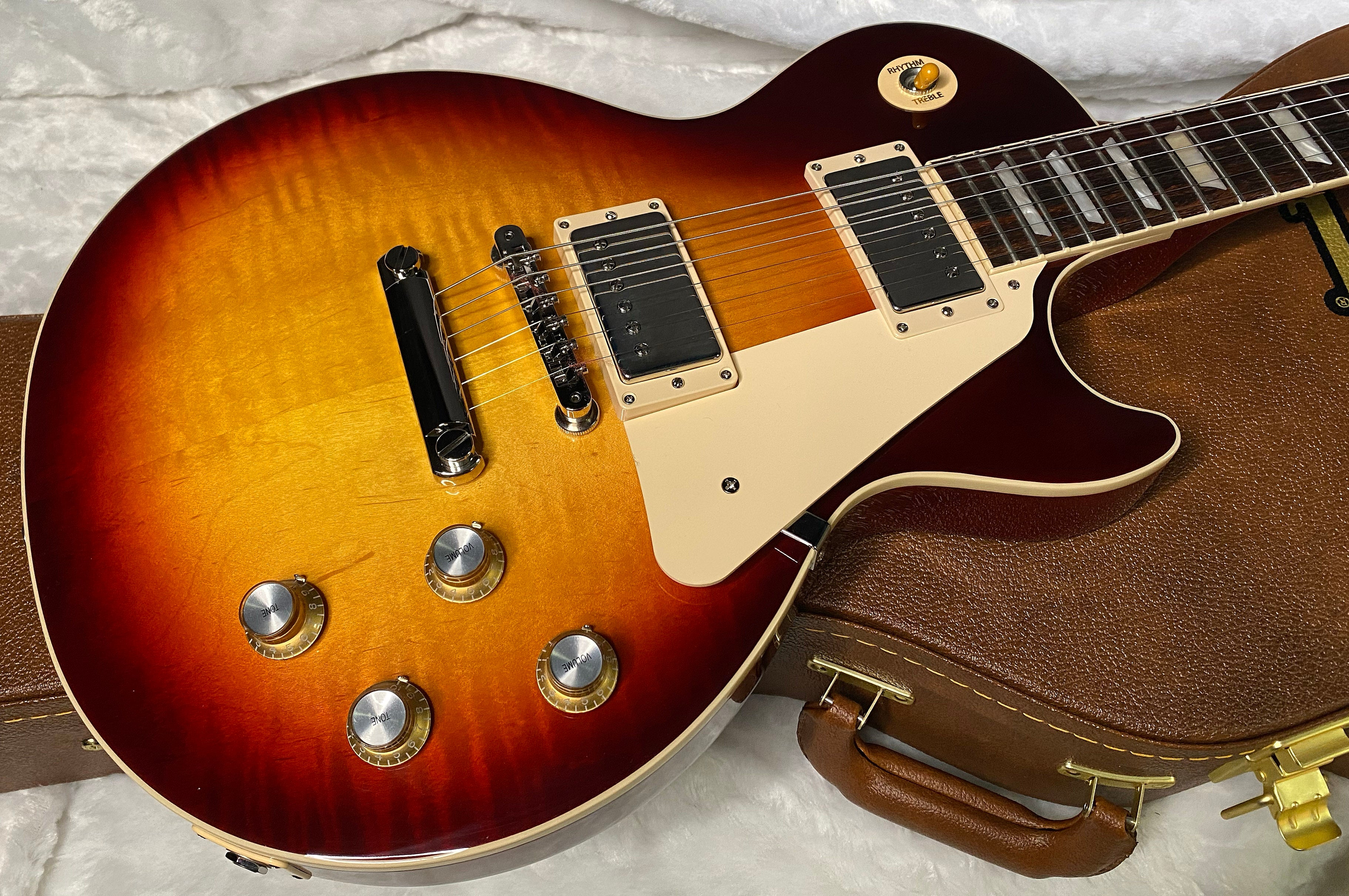 NEW! Gibson Les Paul Standard '60s Bourbon Burst - Authorized Dealer - Only 8.65 lbs - G07092