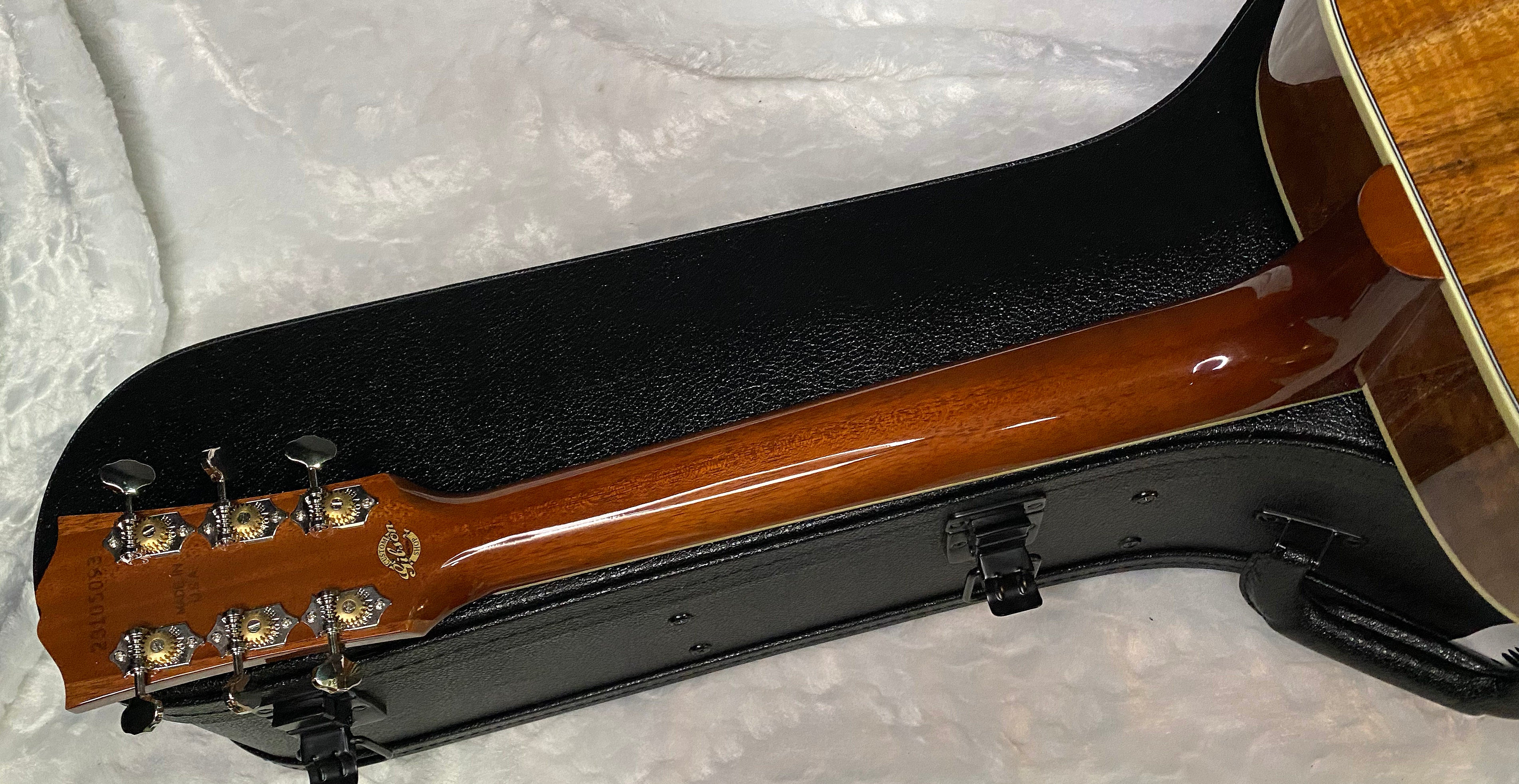 NEW! Gibson Custom Shop Hummingbird Koa/Carpathian Spruce Acoustic-Electric Guitar - Honeyburst - 4.6 lbs - Authorized Dealer! G06395