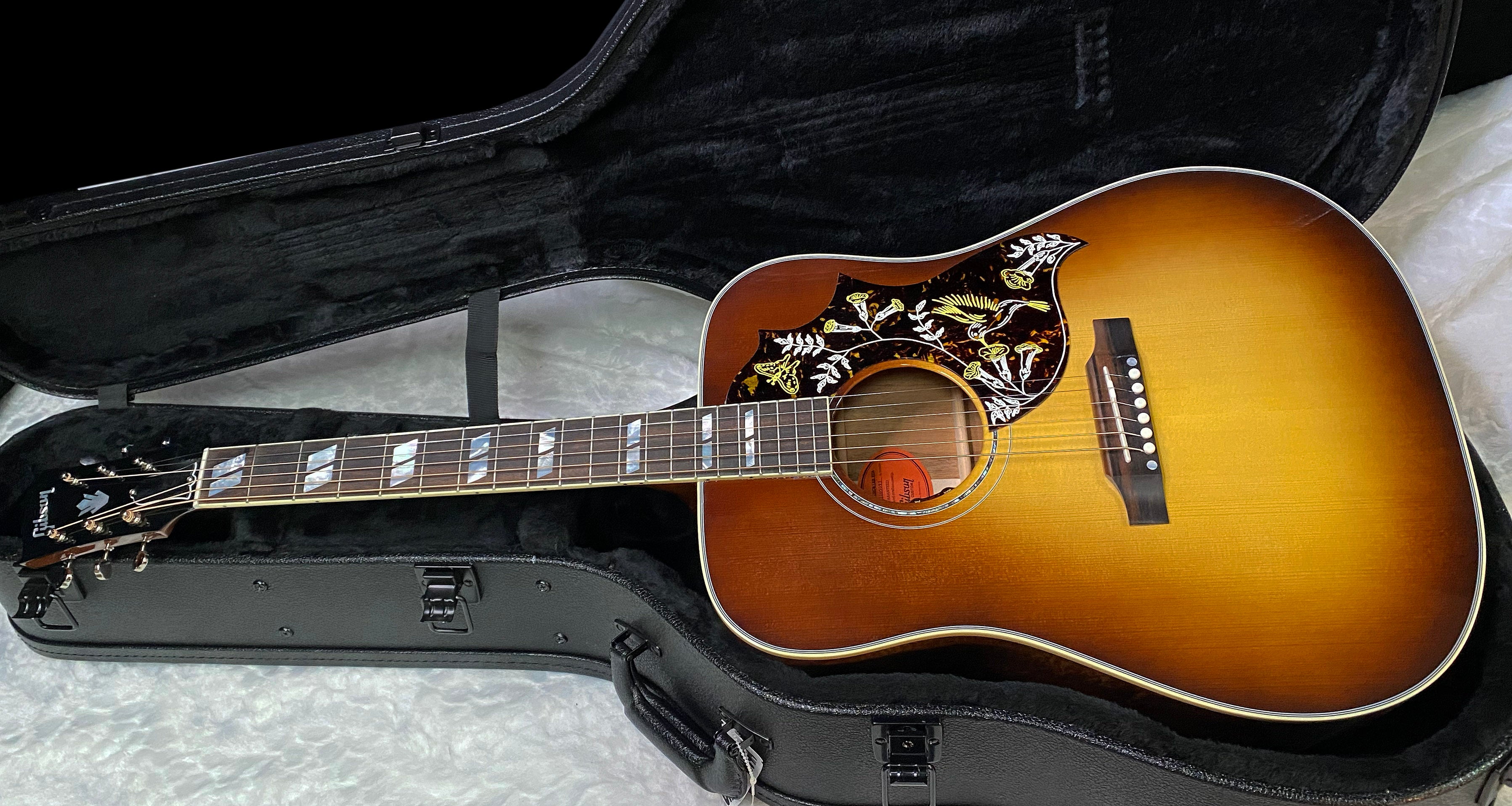 NEW! Gibson Custom Shop Hummingbird Koa/Carpathian Spruce Acoustic-Electric Guitar - Honeyburst - 4.6 lbs - Authorized Dealer! G06395