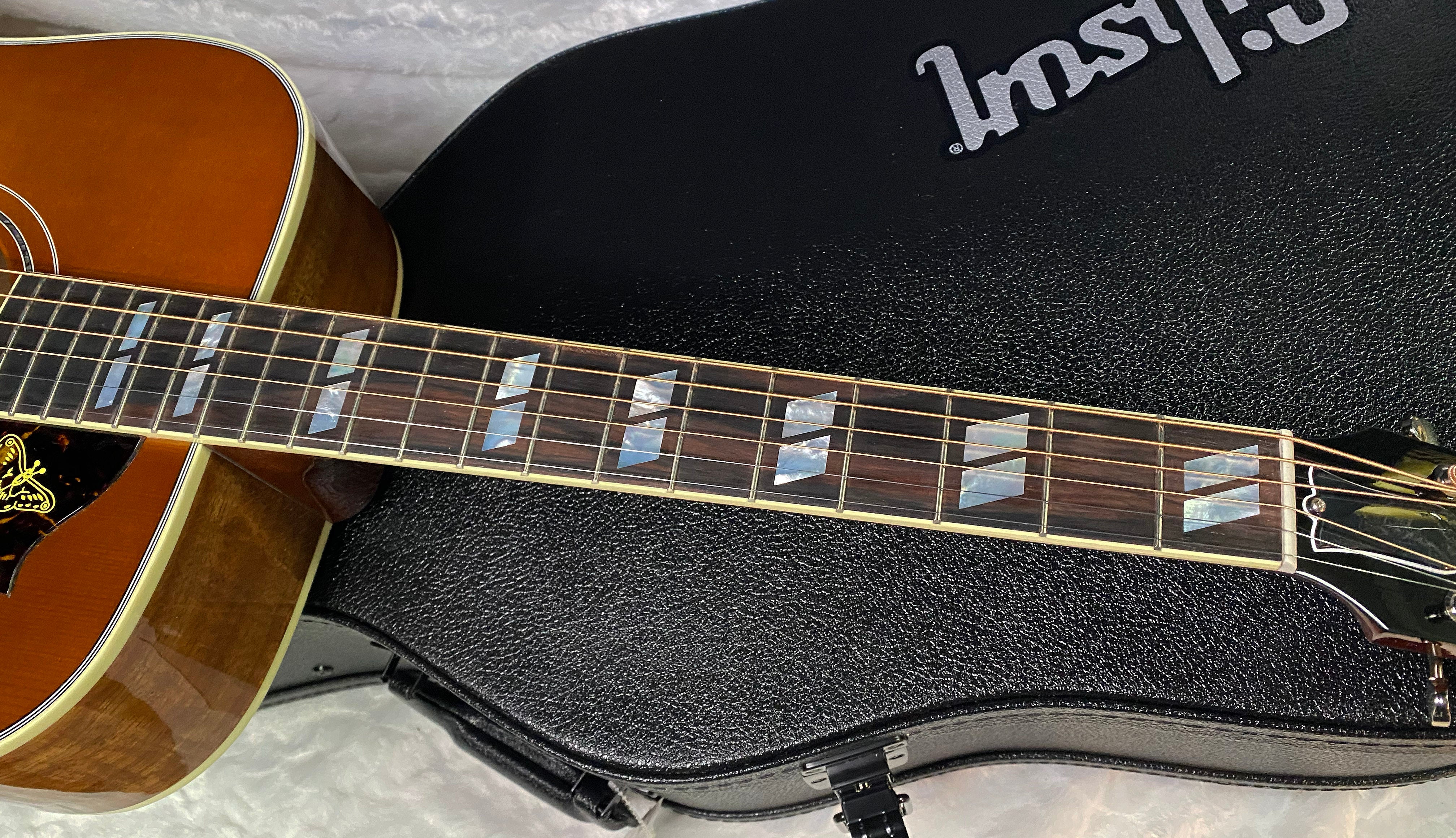 NEW! Gibson Custom Shop Hummingbird Koa/Carpathian Spruce Acoustic-Electric Guitar - Honeyburst - 4.55lbs - Authorized Dealer! G06406