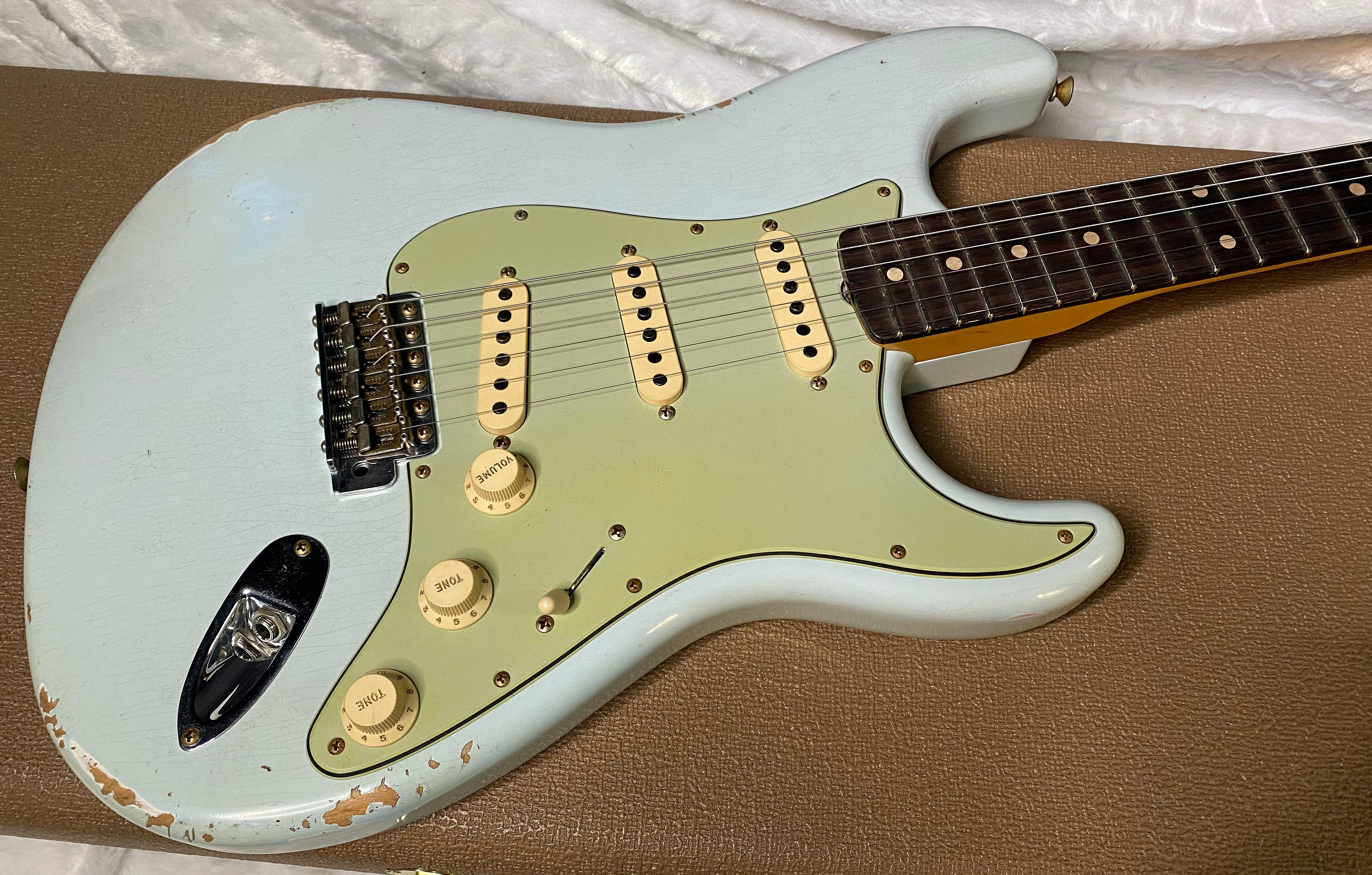 NEW! Fender Limited Edition Custom Shop 1960 Stratocaster Relic - Aged Sonic Blue - Matching Peg Head - 7.8lbs - Authorized Dealer - G07113