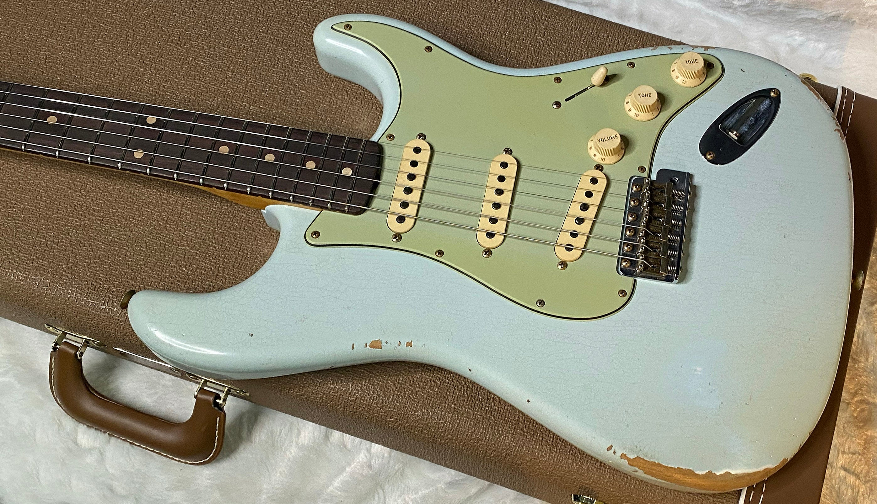 NEW! Fender Limited Edition Custom Shop 1960 Stratocaster Relic - Aged Sonic Blue - Matching Peg Head - 7.8lbs - Authorized Dealer - G07113