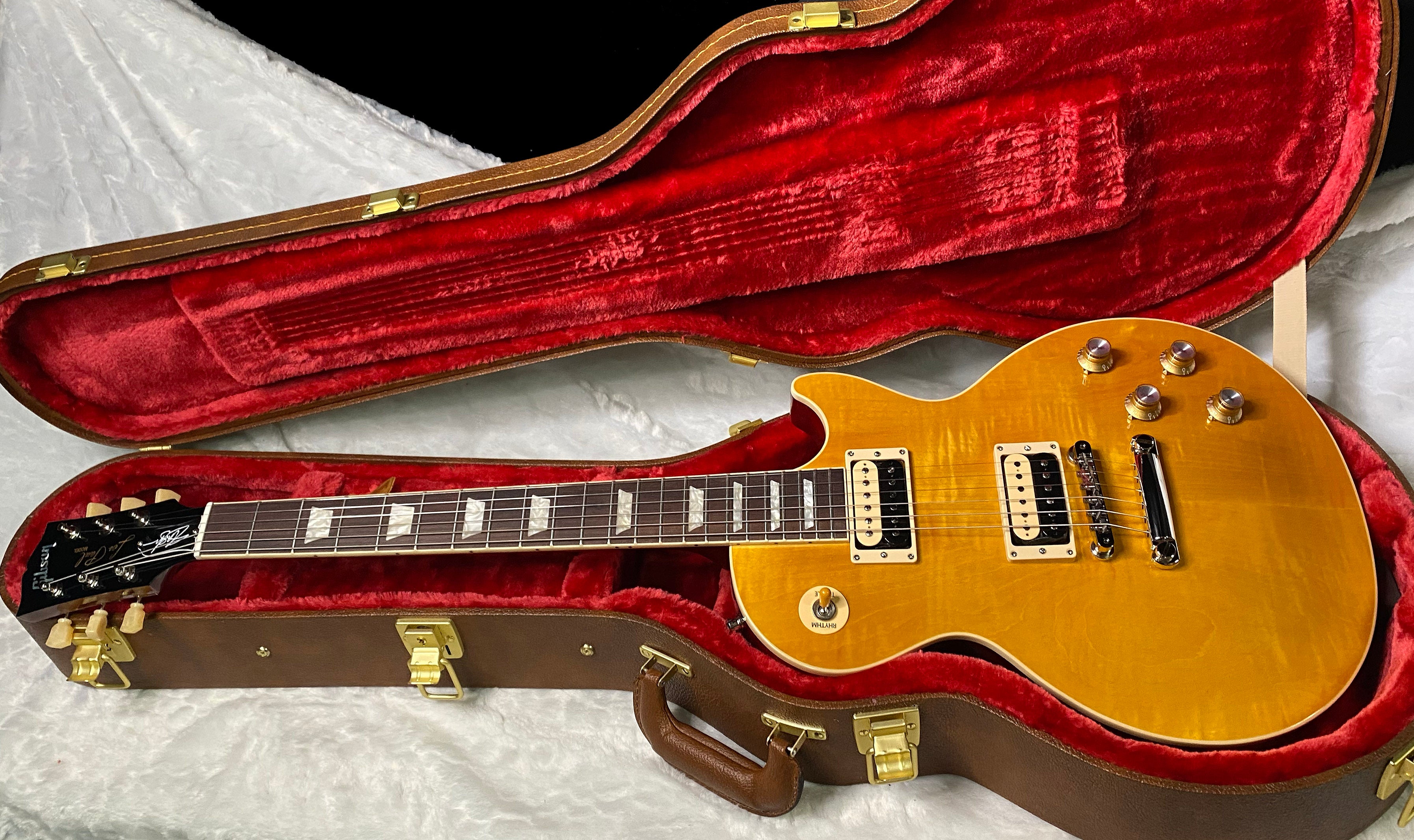 NEW ! Gibson Les Paul Slash - Appetite Burst - Beautiful Flame Top - Authorized Dealer - 9.1lbs - G07115