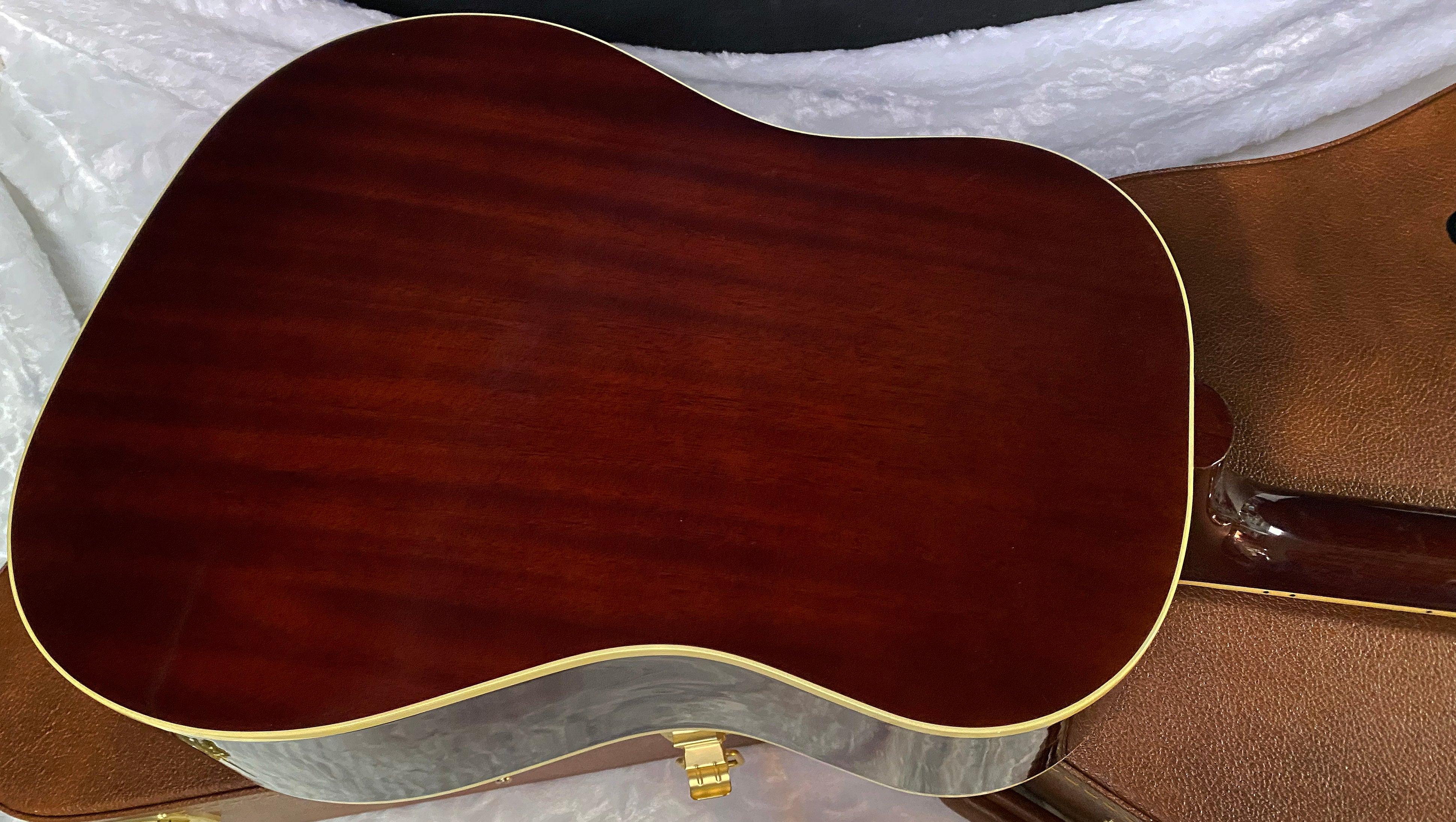 NEW ! Gibson J-160E Original - Vintage Sunburst - 4.3 lbs - Authorized Dealer - In Stock - G06409