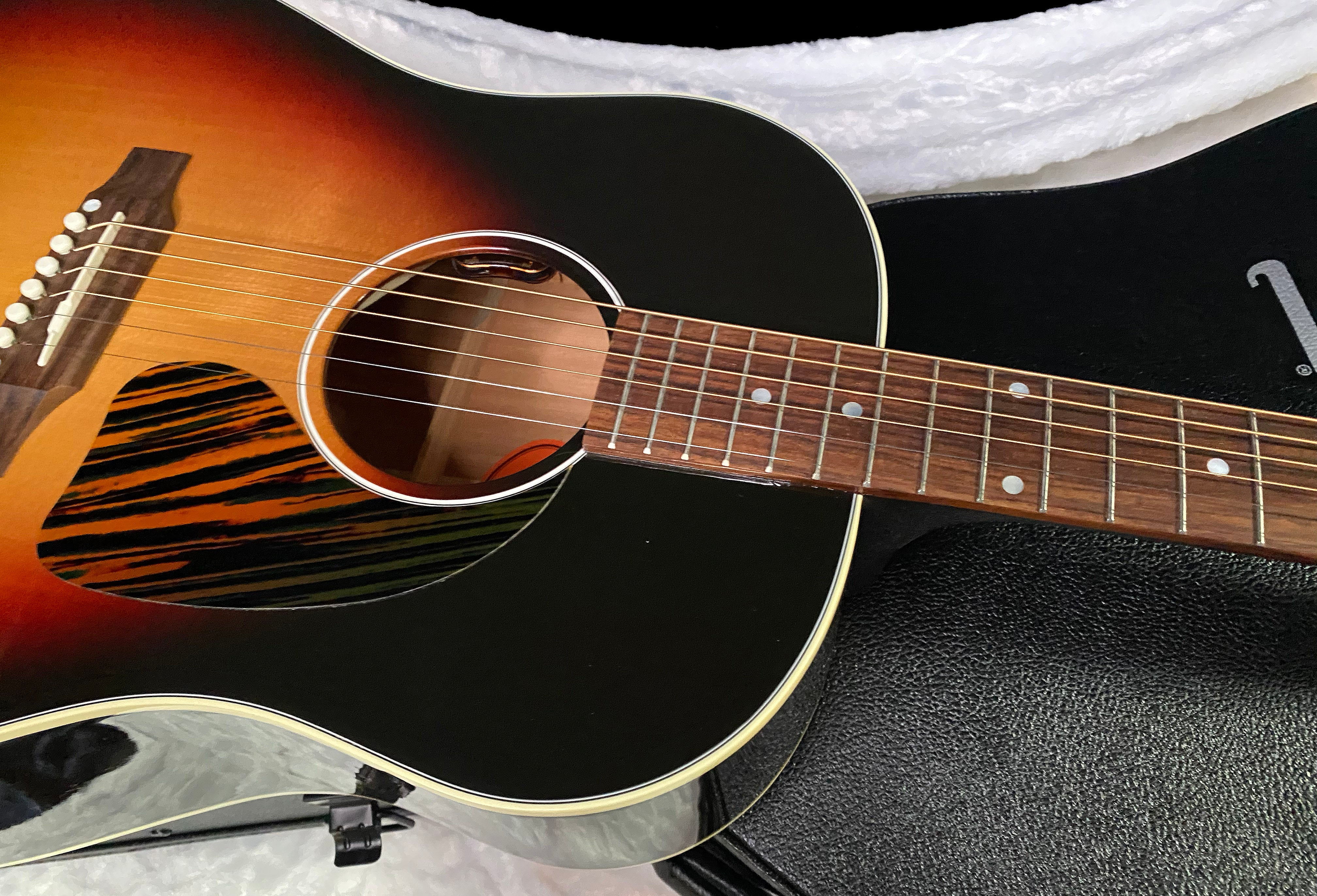 NEW! Gibson Custom Shop Limited Run J-45 Standard Long Scale Vintage Sunburst Gloss - Authorized Dealer - 4.7lbs - G06397