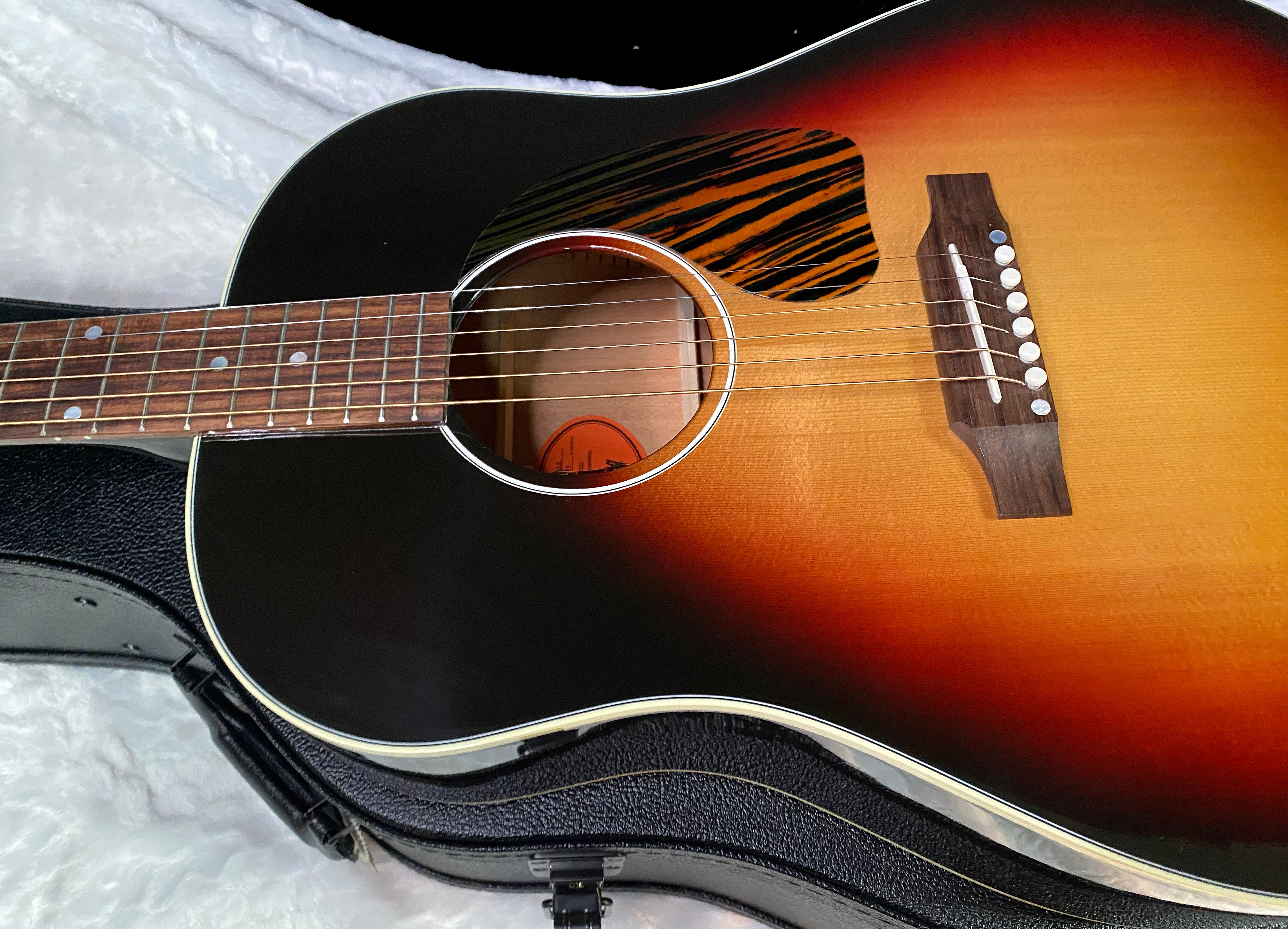 NEW! Gibson Custom Shop Limited Run J-45 Standard Long Scale Vintage Sunburst Gloss - Authorized Dealer - 4.7lbs - G06397