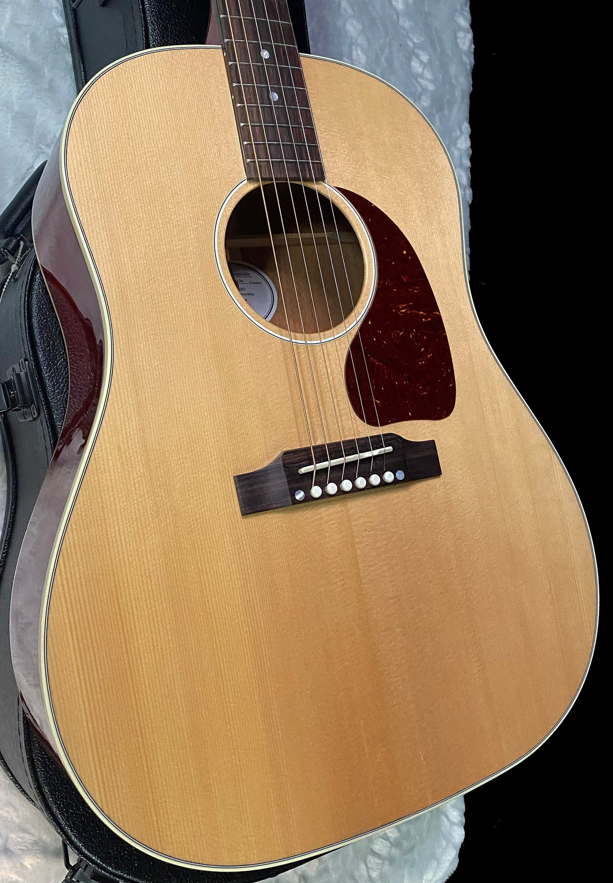 NEW ! Gibson Acoustic J-45 Standard Acoustic Electric Guitar - Natural Gloss Cherry Back - 4.7lbs - Authorized Dealer - G07824