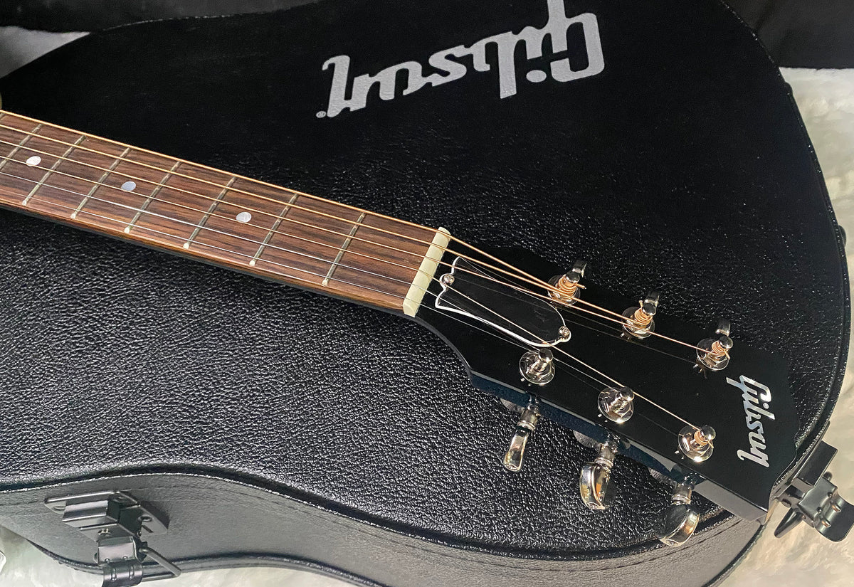 NEW ! Gibson Acoustic J-45 Standard Acoustic Guitar - Bluebonnet Gloss - Authorized Dealer - 4.5lbs - G07822