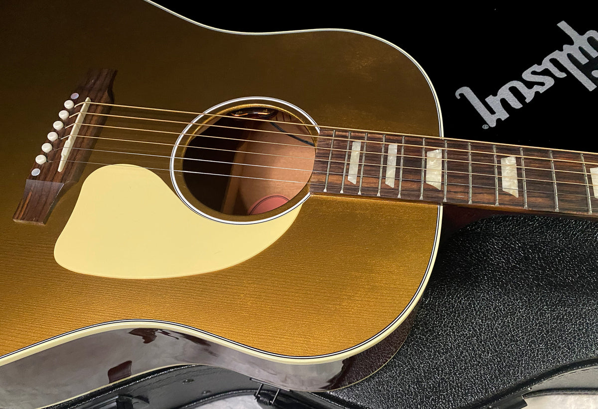 NEW! Gibson Acoustic J-45 Gold Top Acoustic-Electric Guitar - Gold Top - Custom Shop - Limited Edition - 4.35lbs - Authorized Dealer - G07816