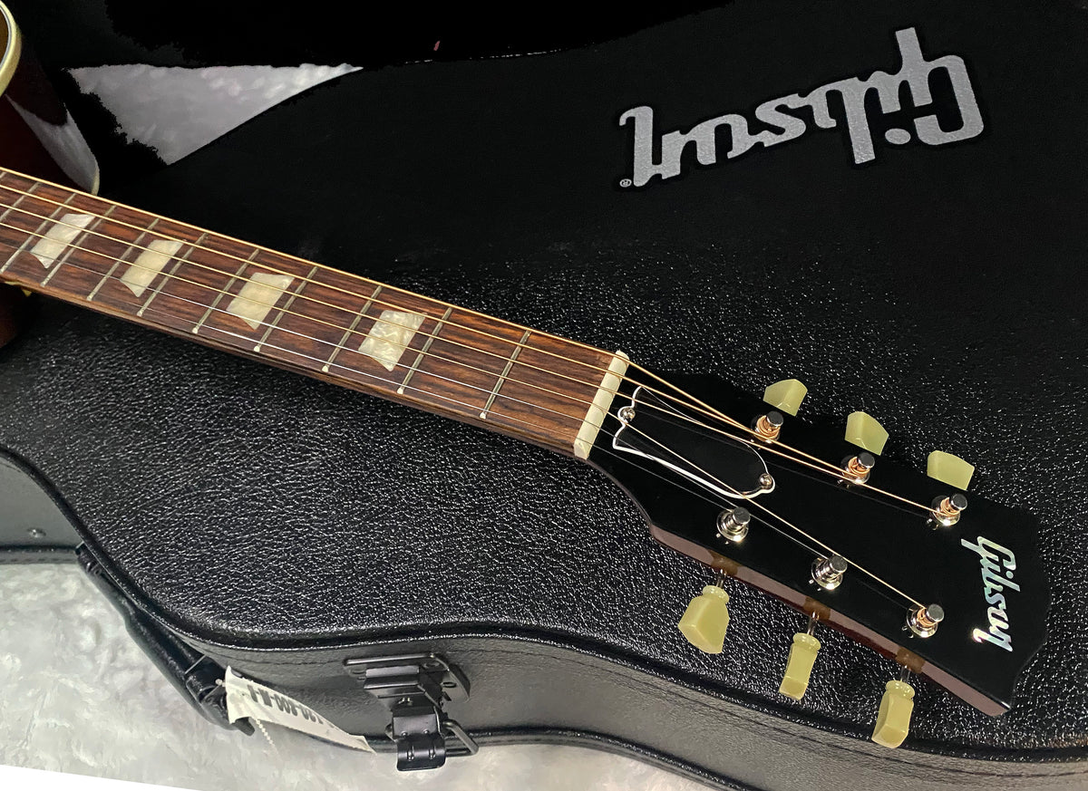 NEW! Gibson Acoustic J-45 Gold Top Acoustic-Electric Guitar - Gold Top - Custom Shop - Limited Edition - 4.35lbs - Authorized Dealer - G07816