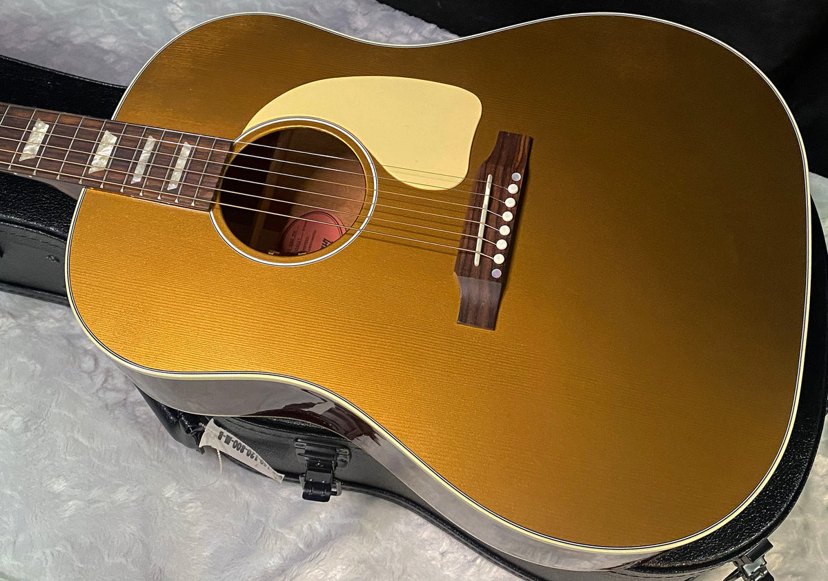 NEW! Gibson Acoustic J-45 Gold Top Acoustic-Electric Guitar - Gold Top - Custom Shop - Limited Edition - 4.35lbs - Authorized Dealer - G07816