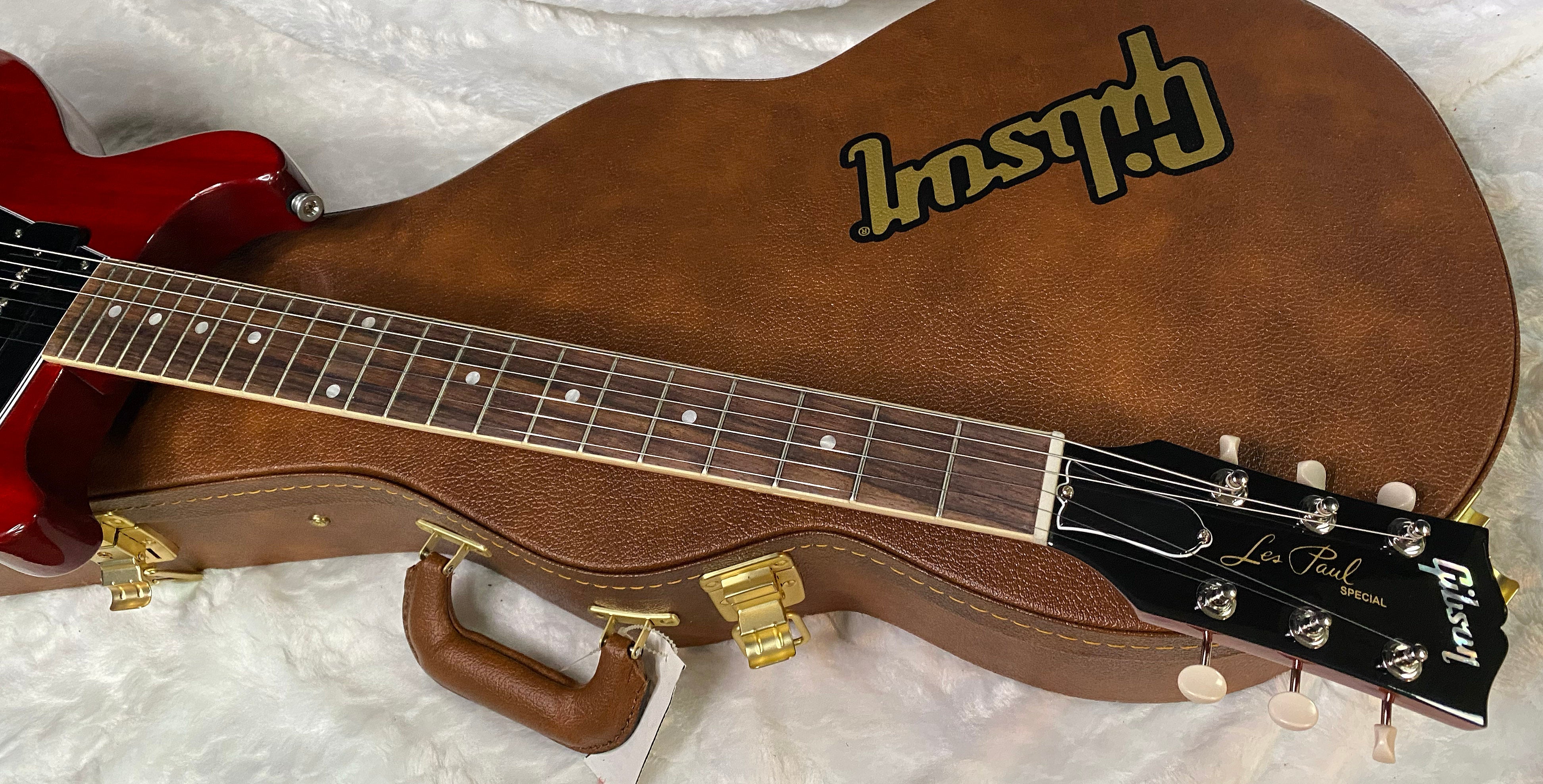 NEW! Gibson Les Paul Special Double Cutaway - Vintage Cherry Finish - 6.85lbs - Authorized Dealer - G06394