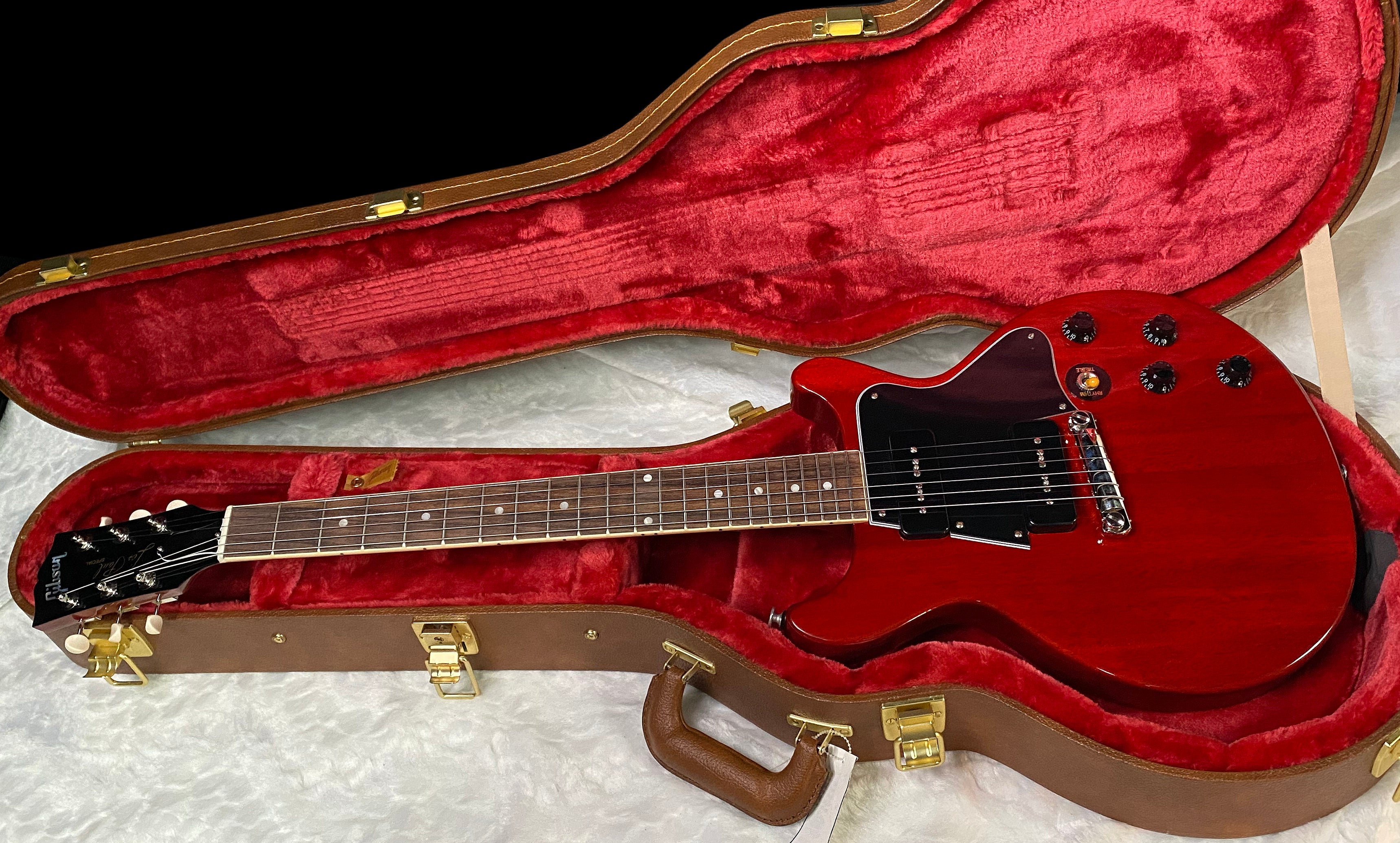 NEW! Gibson Les Paul Special Double Cutaway - Vintage Cherry Finish - 6.85lbs - Authorized Dealer - G06394