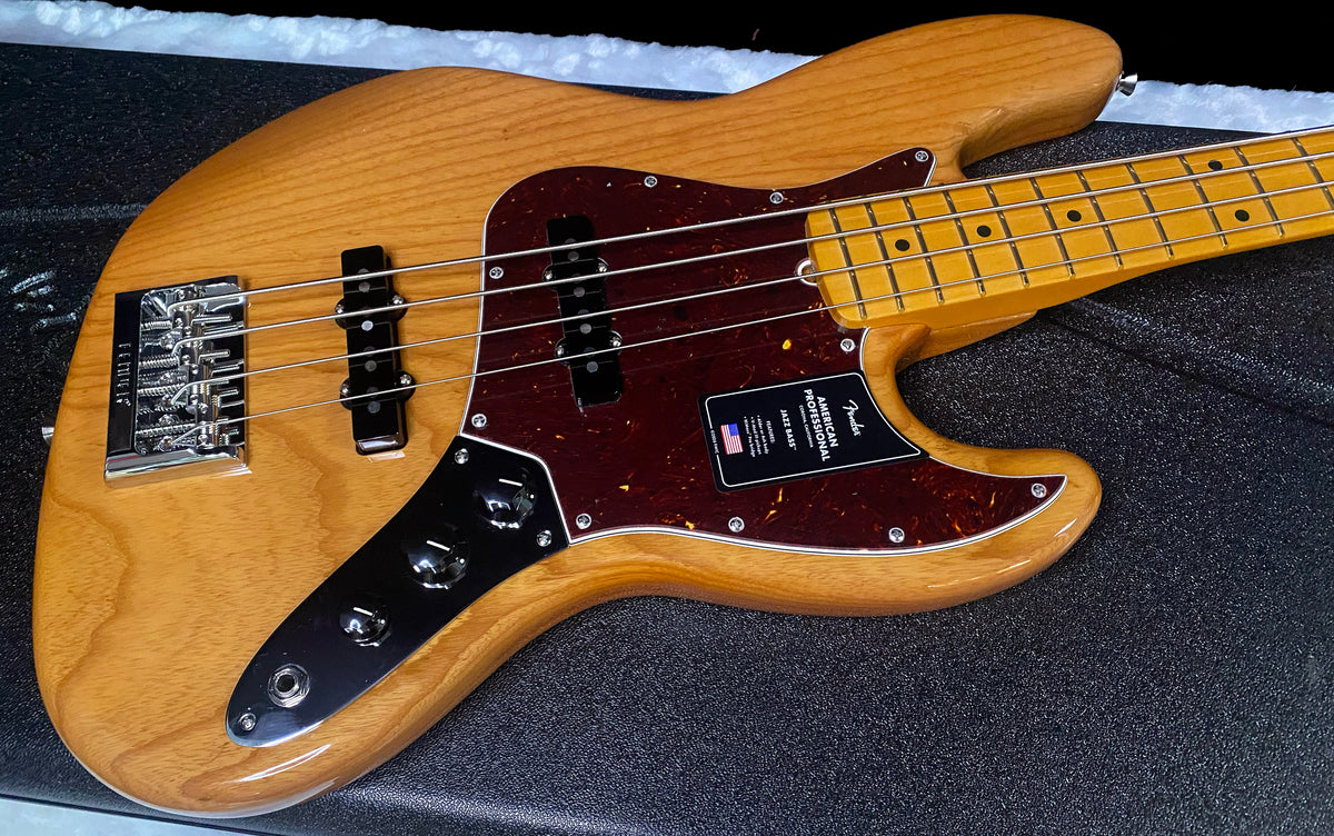 NEW ! Fender American Professional Jazz Bass Maple Fingerboard - Ash Body - Natural Finish - 8.8lbs - Authorized Dealer - In-Stock! G07810