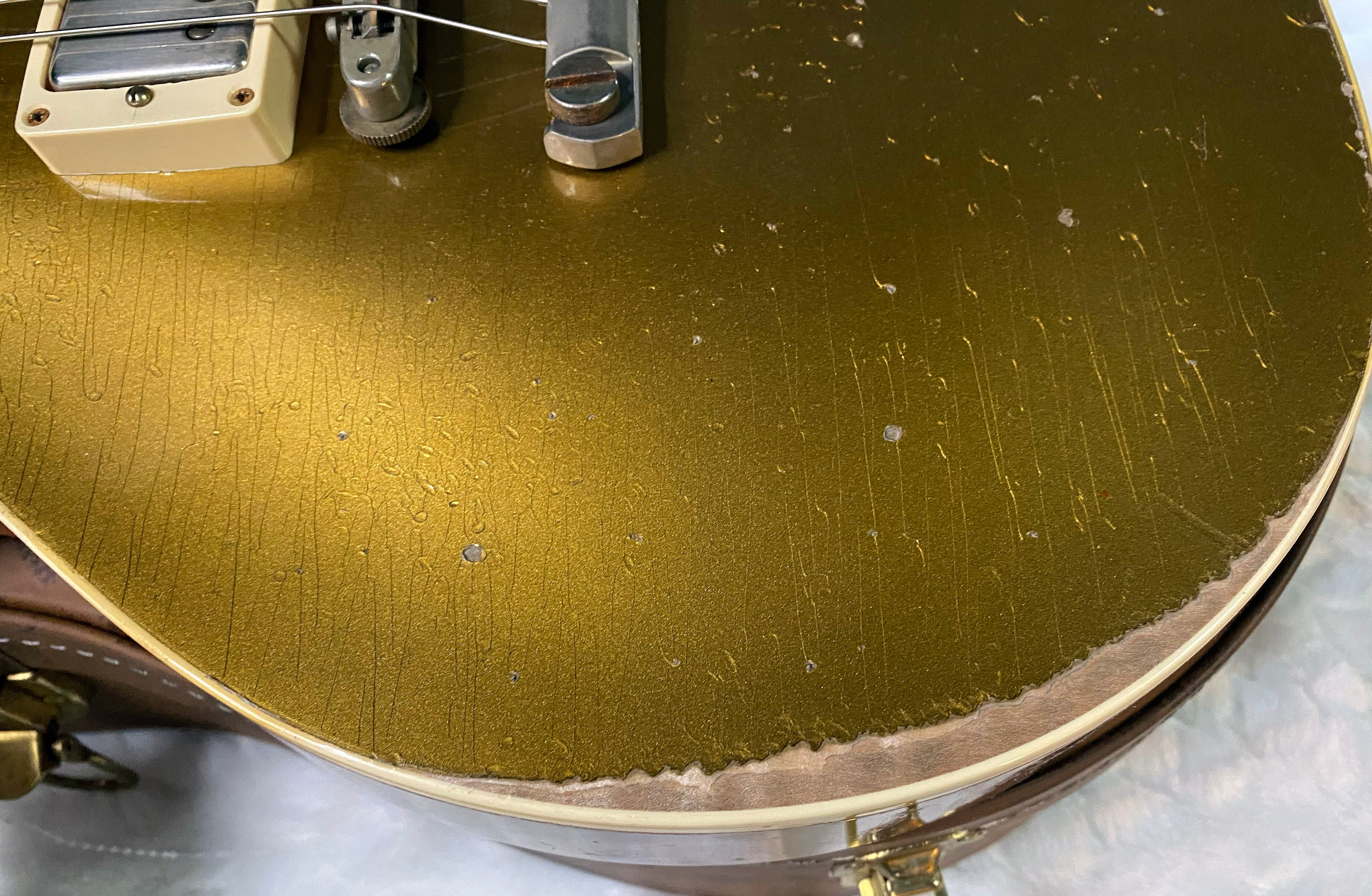 NEW! Gibson Custom Shop '57 Les Paul Gold Top Reissue Ultra Heavy Murphy Lab - Authorized Dealer - ONLY 8.5 lbs! - G06413