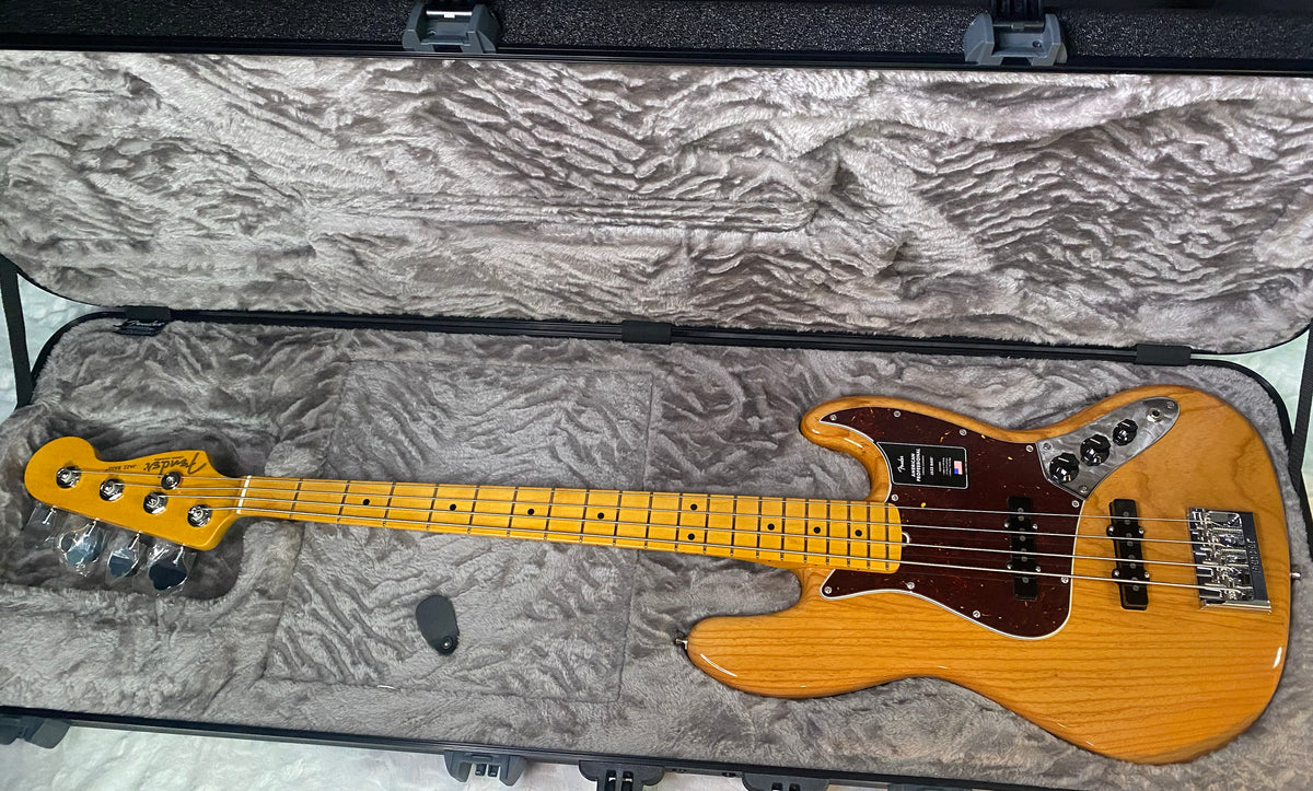 NEW ! Fender American Professional Jazz Bass Maple Fingerboard - Ash Body - Natural Finish - 8.8lbs - Authorized Dealer - In-Stock! G07810