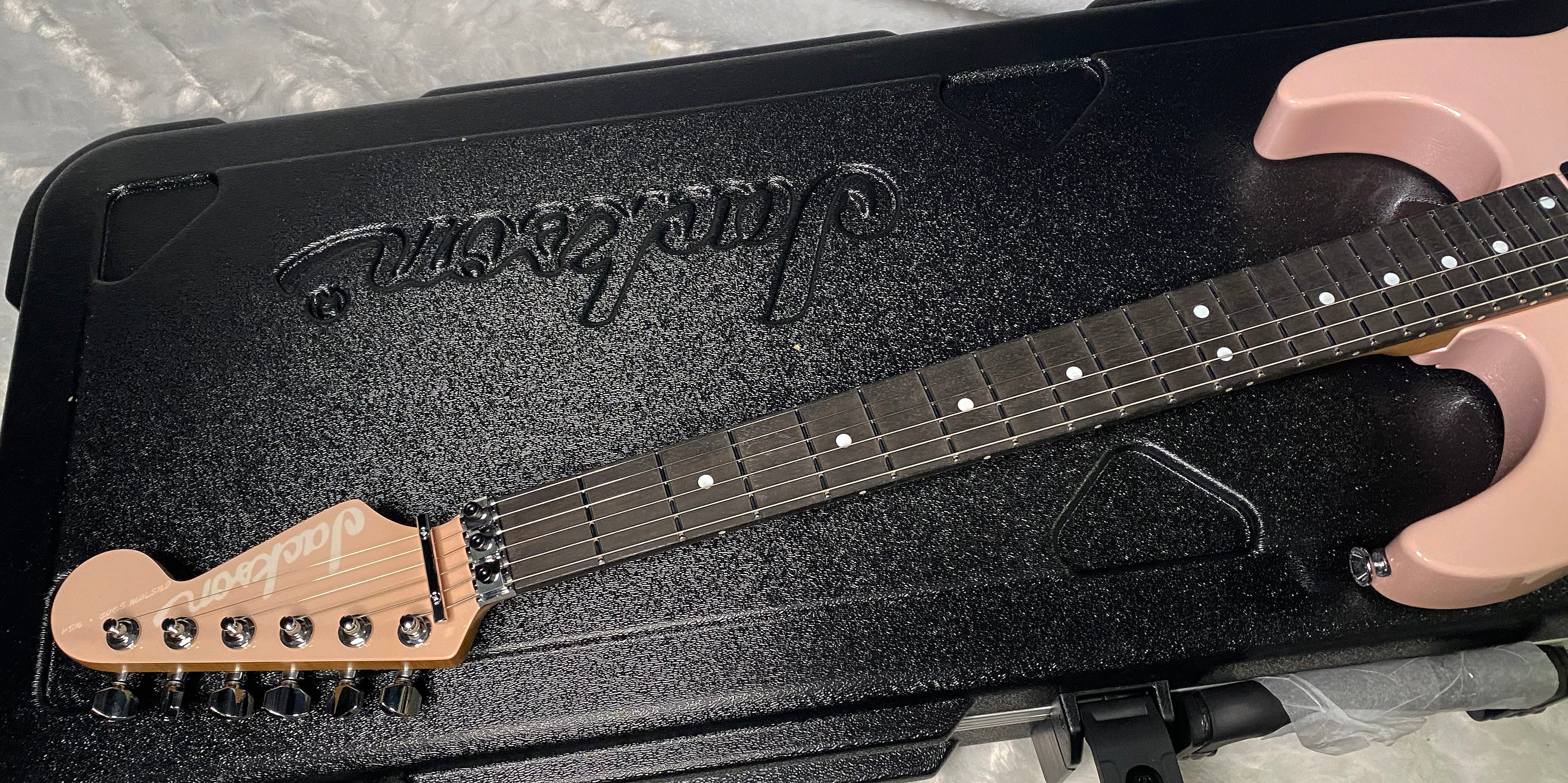 NEW ! Jackson Custom Shop Dinky HSH - Roasted Maple Neck & Ebony Fretboard - DK - Shell Pink - Authorized Dealer - 8.35 lbs - G07118