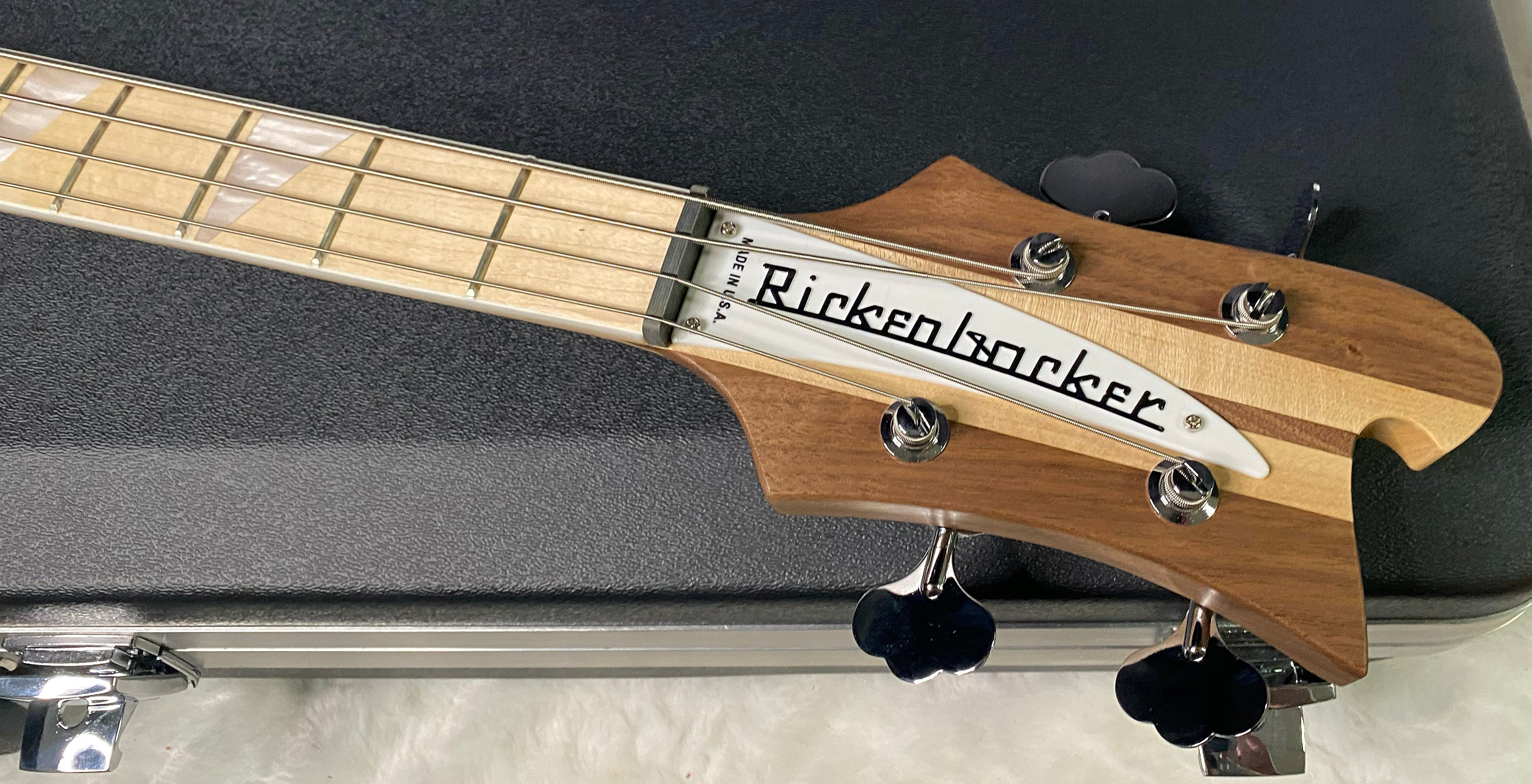 NEW! Rickenbacker 4003 W Walnut - 4-String Bass - Authorized Dealer - 8.7 lbs - G07125