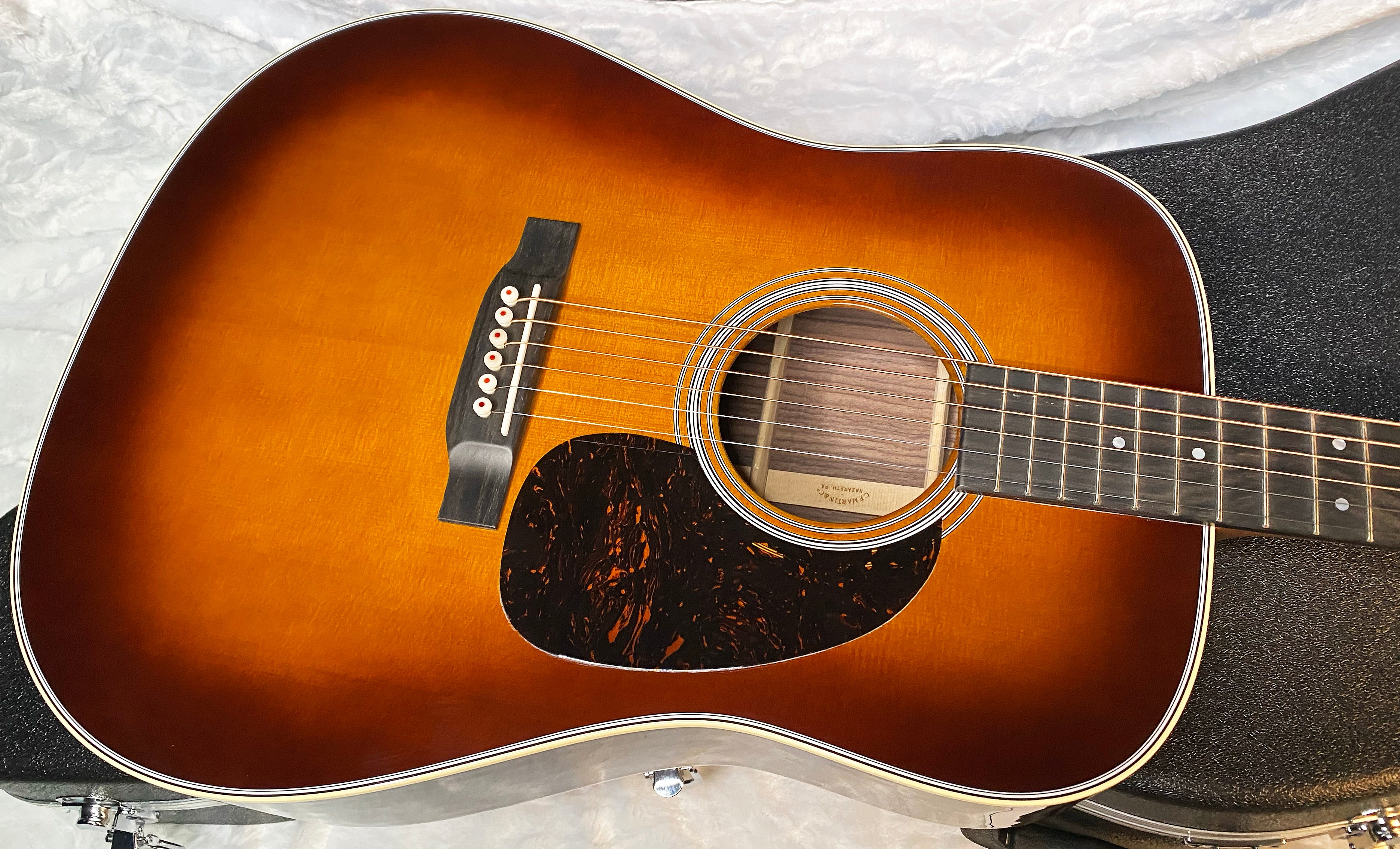 NEW! Martin D-28 Standard Series Acoustic Guitar - 1933 Ambertone (2025) - Authorized Dealer - 4.4lbs - G05020