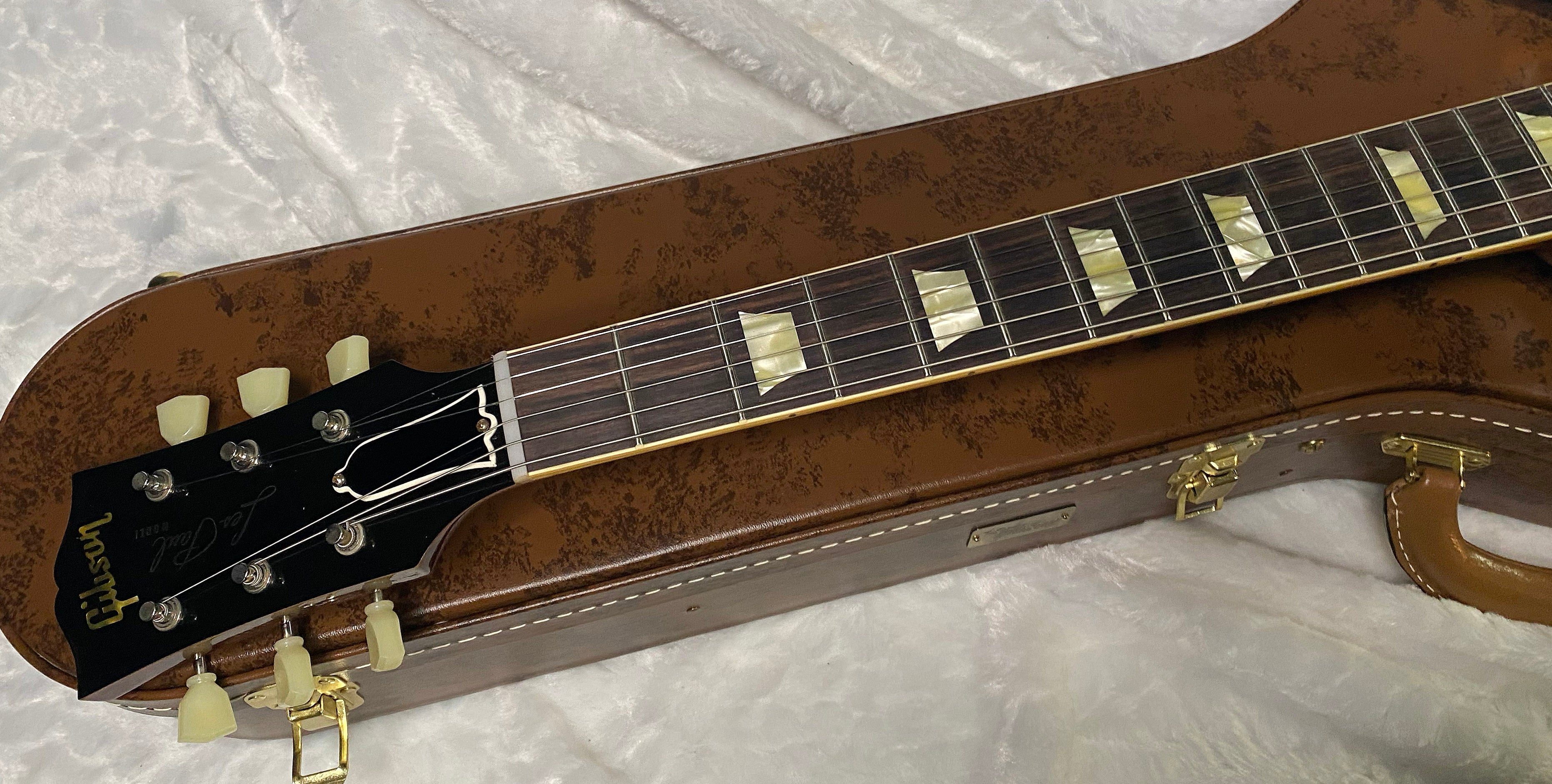 NEW ! Gibson Custom Shop 1959 Les Paul - Golden Poppy Burst - Authorized Dealer - Hand Picked Curly Maple Flame Top - MONSTER TOP VOS - 8.9 lbs - G06467