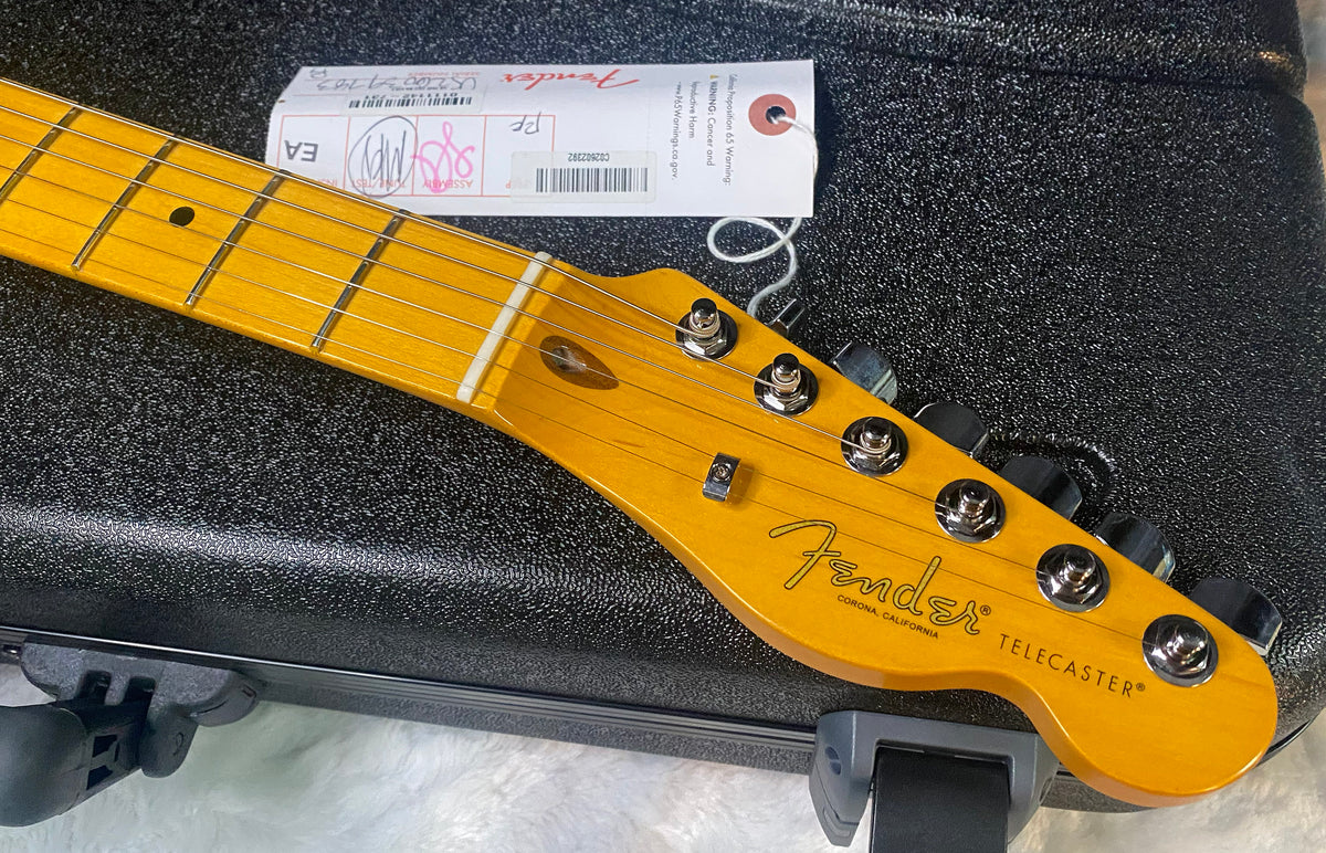 NEW ! Fender American Professional Telecaster - Maple Fingerboard - Ash Body - Aged Cherry Burst - 7.4lbs - Authorized Dealer - G07850