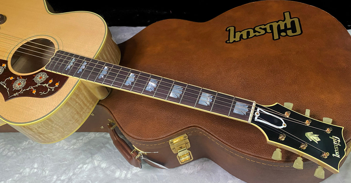 NEW ! Gibson SJ-200 Original Antique Natural - Baggs HiFi DNA System - 4.9 lbs - Authorized Dealer - Incredible Flamed Neck & Back! G07857