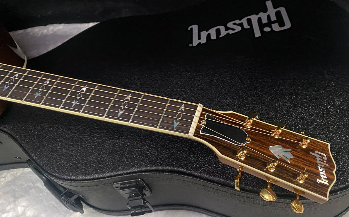 NEW! Gibson Acoustic Songwriter Recording Artist EC - Acoustic-Electric Guitar - Baggs HiFi DNA System - 4.75 lbs - Rosewood Burst - Authorized Dealer - G07856