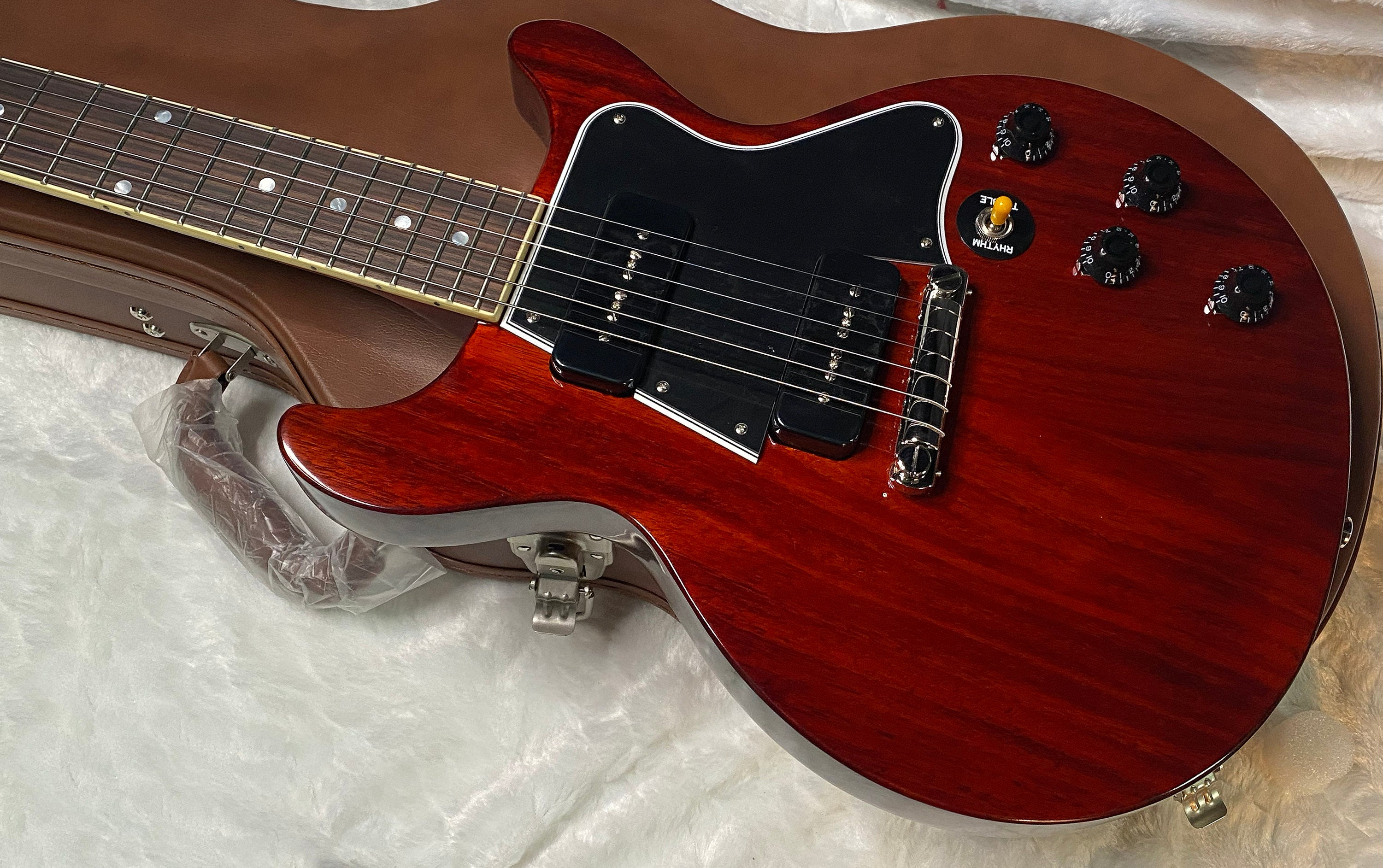 NEW Epiphone Inspired by Gibson 1960 Les Paul Special Double Cut Reissue Electric Guitar - Vintage Cherry - 7.1lbs - Authorized Dealer - G07147