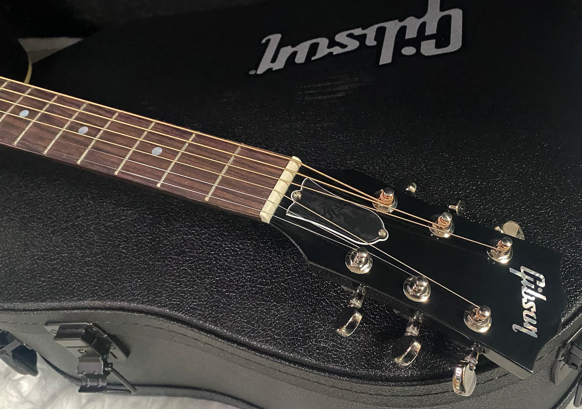 NEW! Gibson J-45 Standard Acoustic Electric Guitar - Baggs HiFi DNA System - Vintage Sunburst - Authorized Dealer - 4.5lbs - G07861
