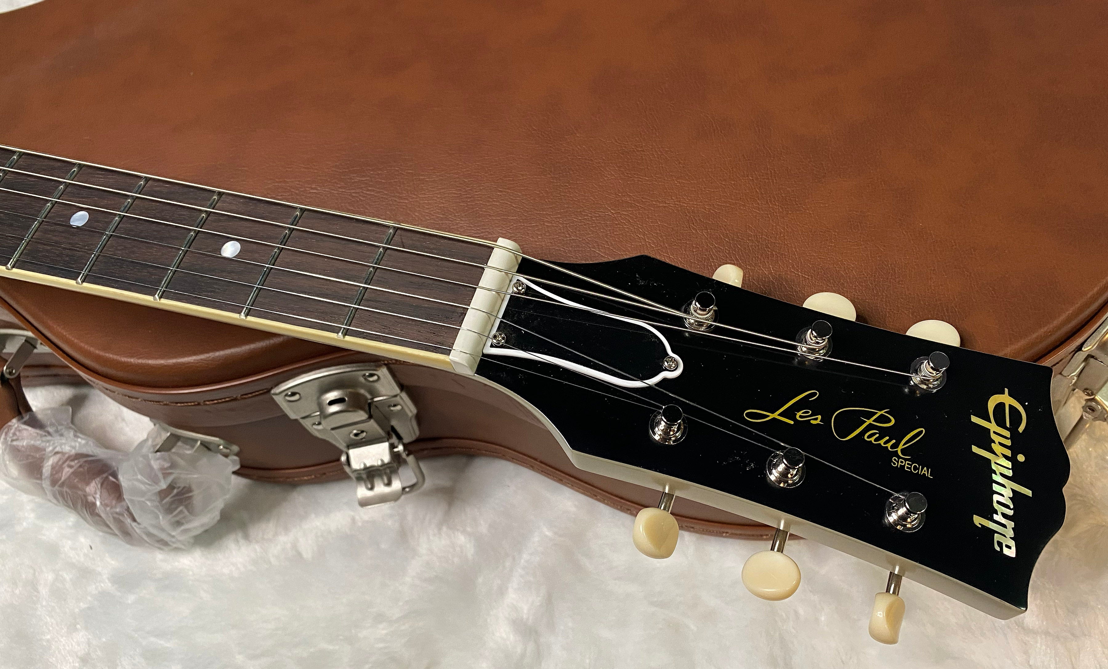 NEW Epiphone Inspired by Gibson 1960 Les Paul Special Double Cut Reissue Electric Guitar - TV White - 7.25lbs - Authorized Dealer - G07148