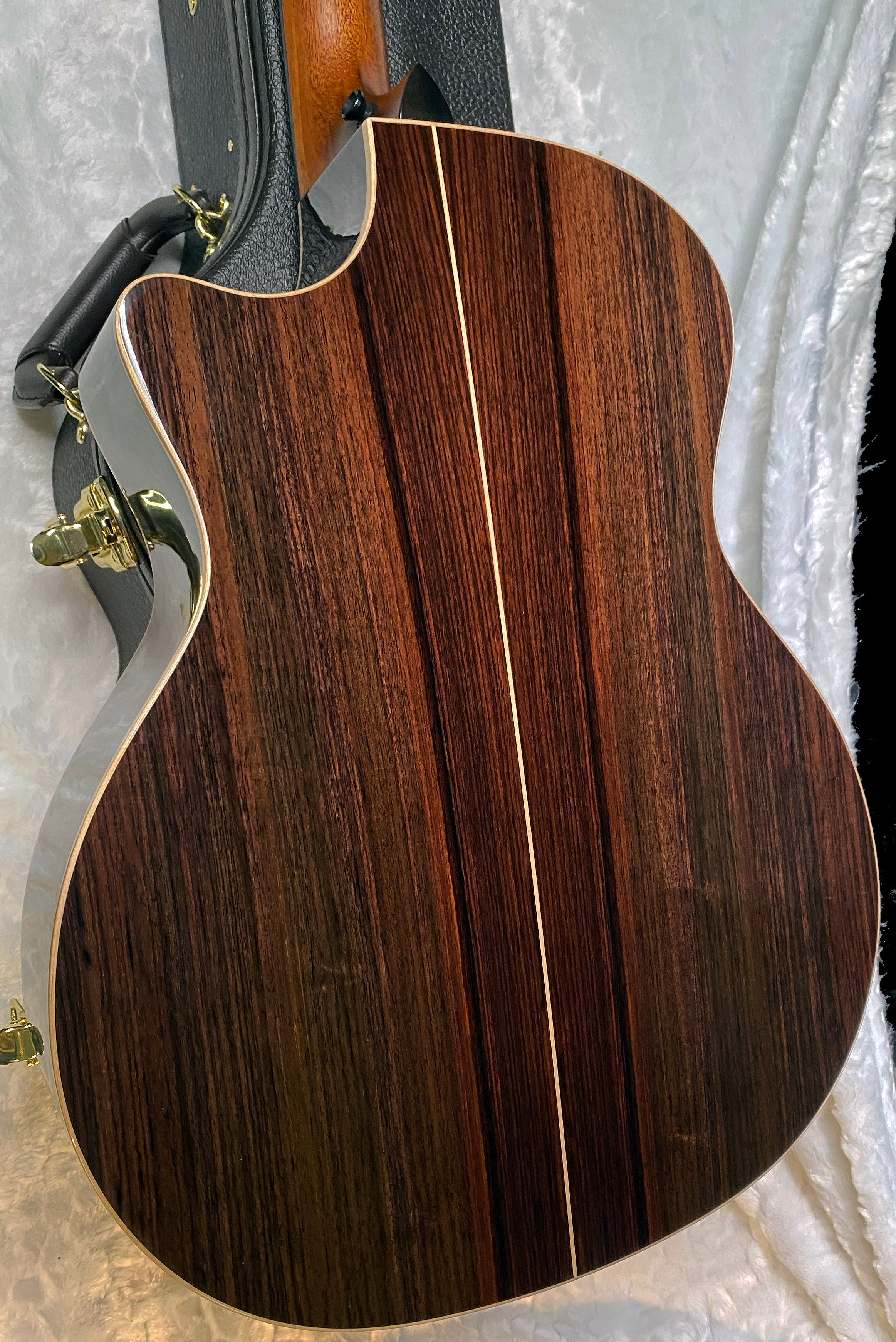 NEW ! Taylor 814ce Acoustic-Electric Guitar - Natural Gloss - 4.5lbs - Authorized Dealer - G07142