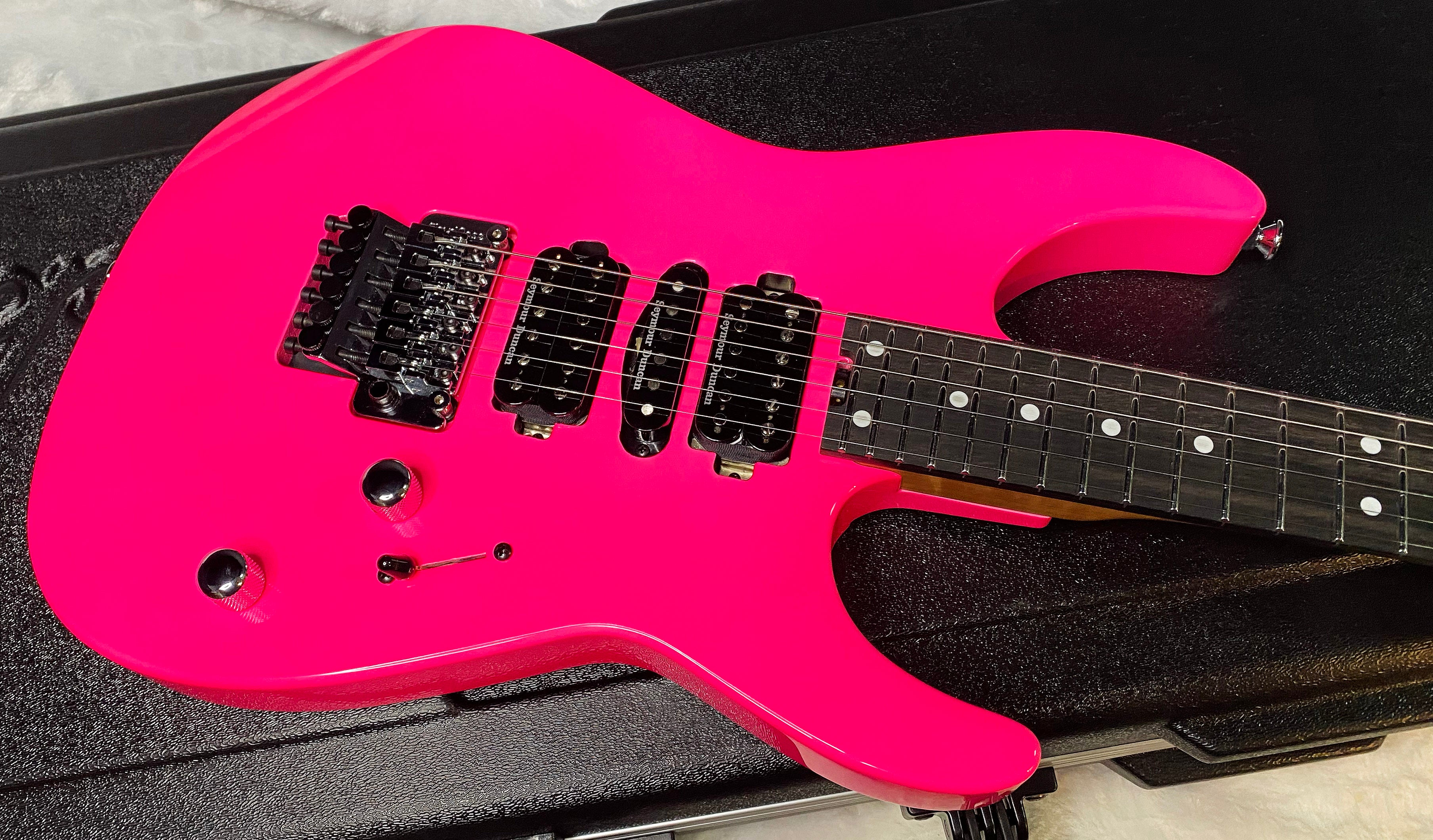 NEW ! Jackson Custom Shop Dinky HSH - Roasted Maple Neck & Ebony Fretboard - DK - Neon Pink - Authorized Dealer - 8.1 lbs - G07143
