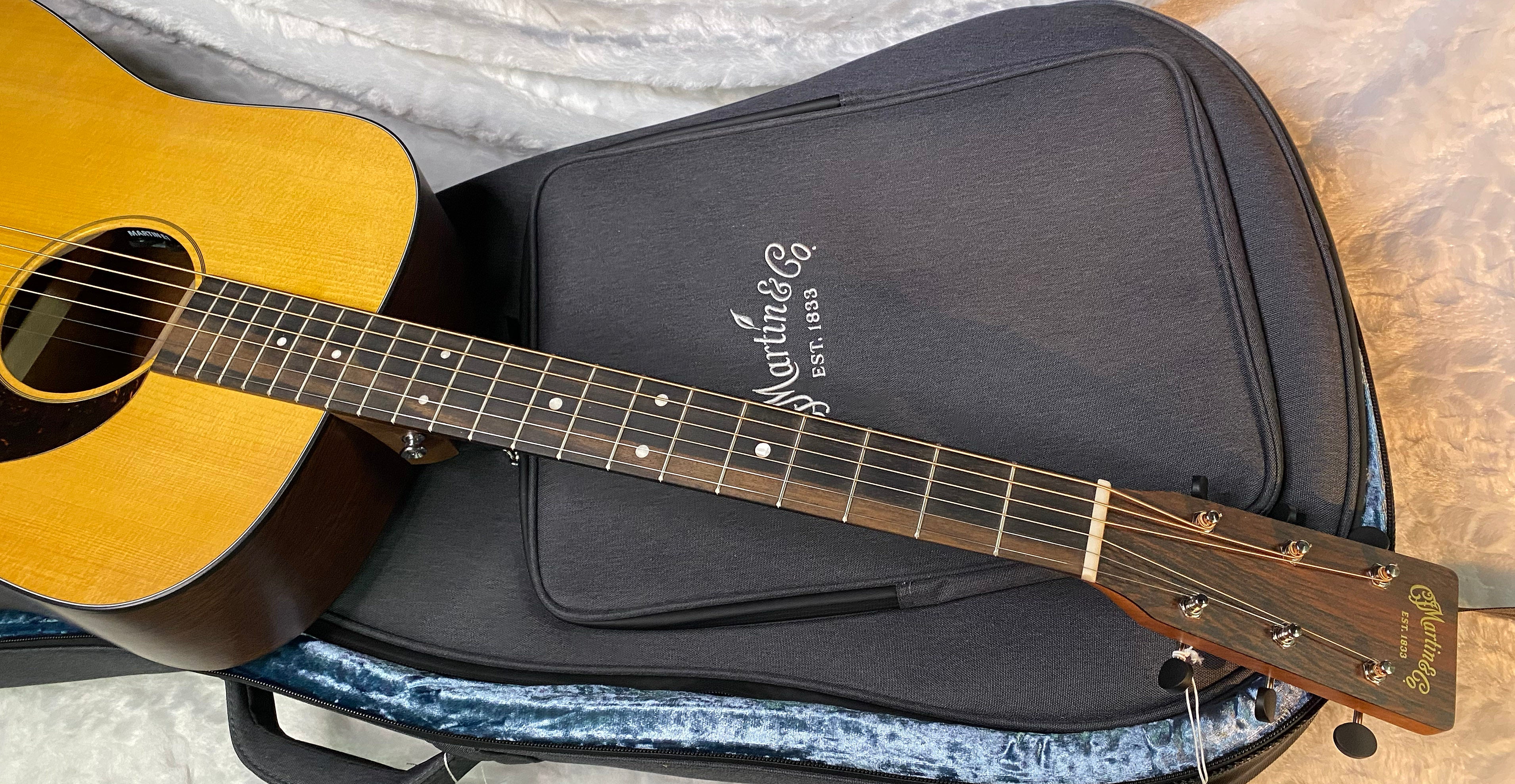 NEW! Martin Road Series D-10E Retro Acousic-Electric Guitar - Natural Aging Toner - 4.35lbs - Authorized Dealer - G07140