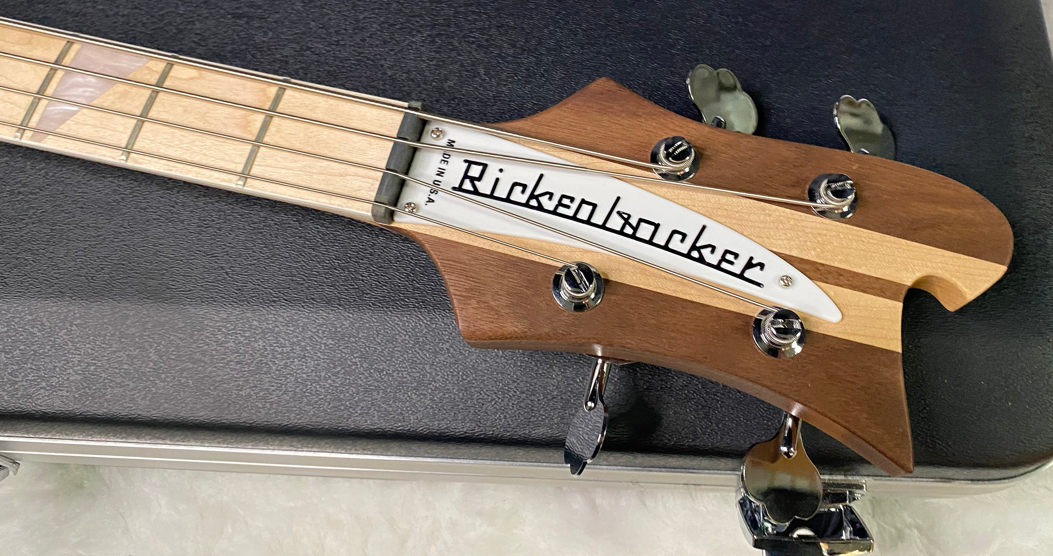 NEW! Rickenbacker 4003 W Walnut - 4-String Bass - Authorized Dealer - 8.7 lbs - G07133