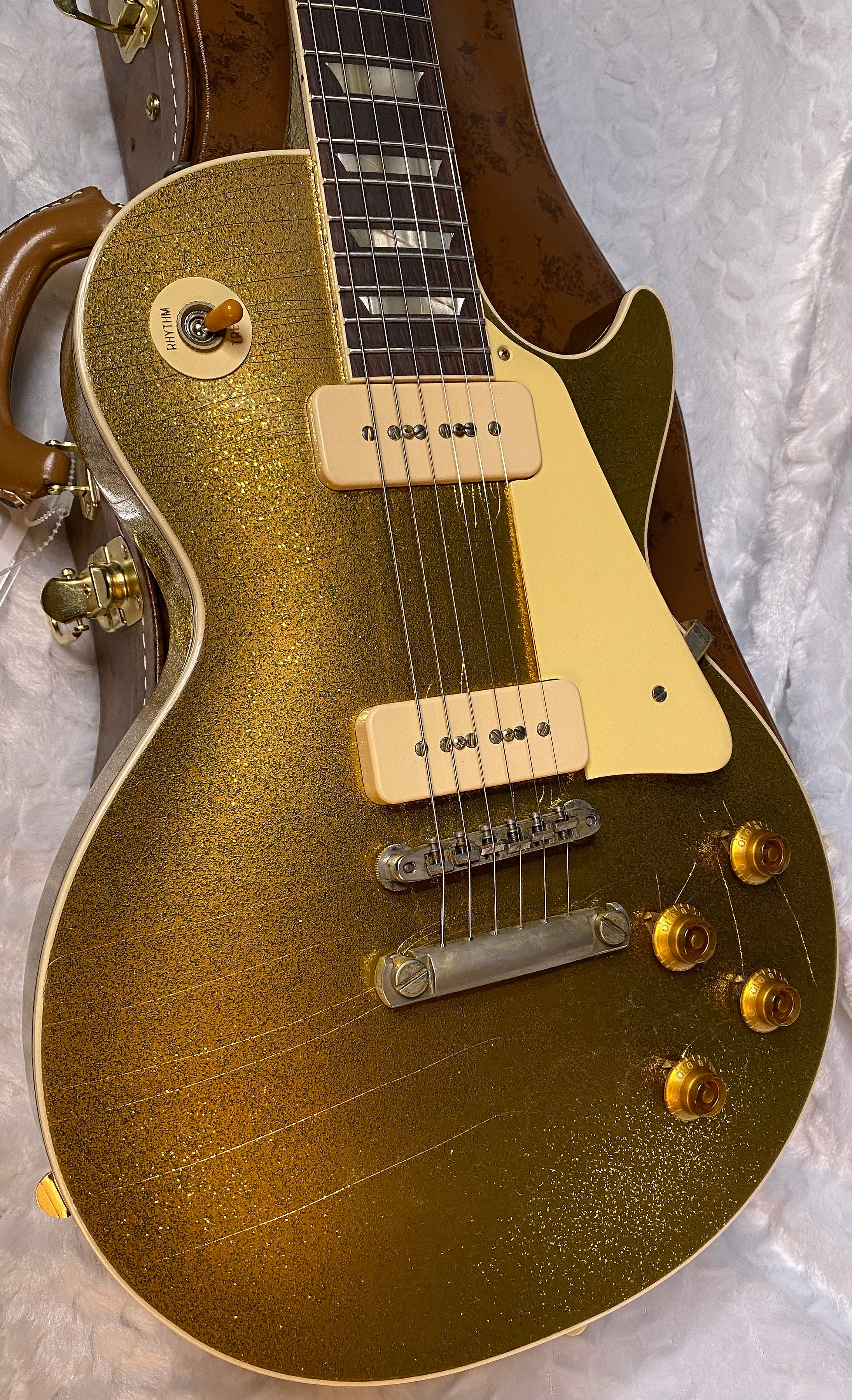 NEW! Gibson Custom Shop Murphy Lab '56 Les Paul ALL GOLD SPARKLE Reissue - Ultra Light Aged - 8.6 lbs - Authorized Dealer - G05052