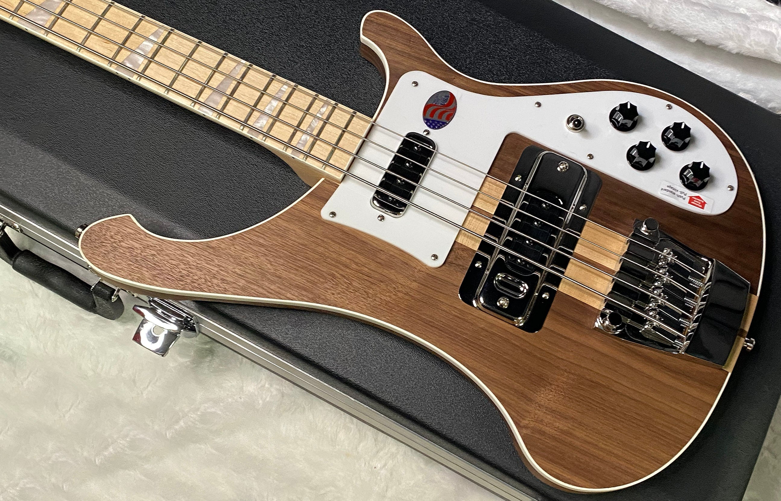 NEW! Rickenbacker 4003 W Walnut - 4-String Bass - Authorized Dealer - 8.65 lbs - G07134