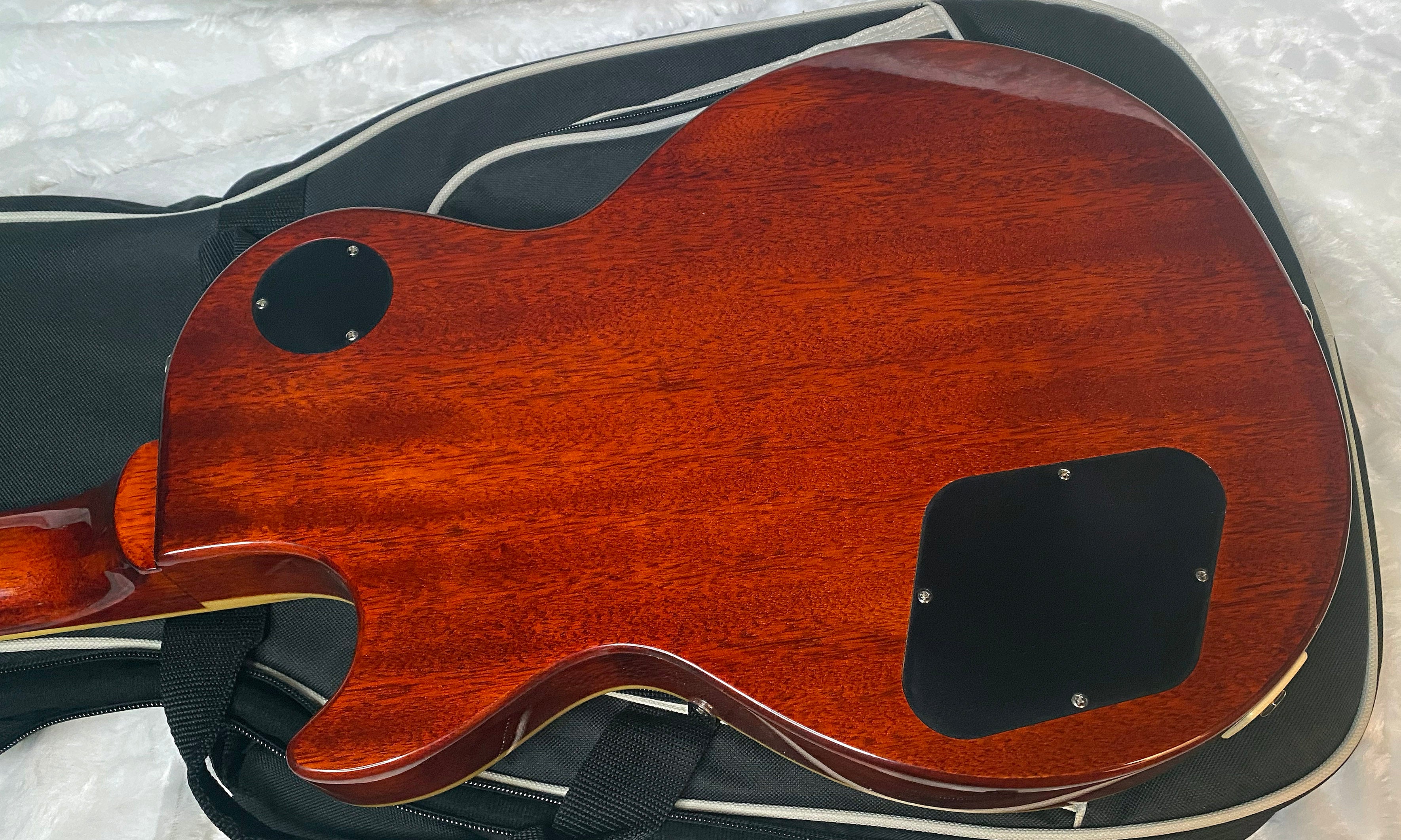 NEW ! Epiphone Les Paul Standard '60s Figured Top Electric Guitar - Iced Tea Burst - Gig Bag - Authorized Dealer - 8.6lbs - G05085