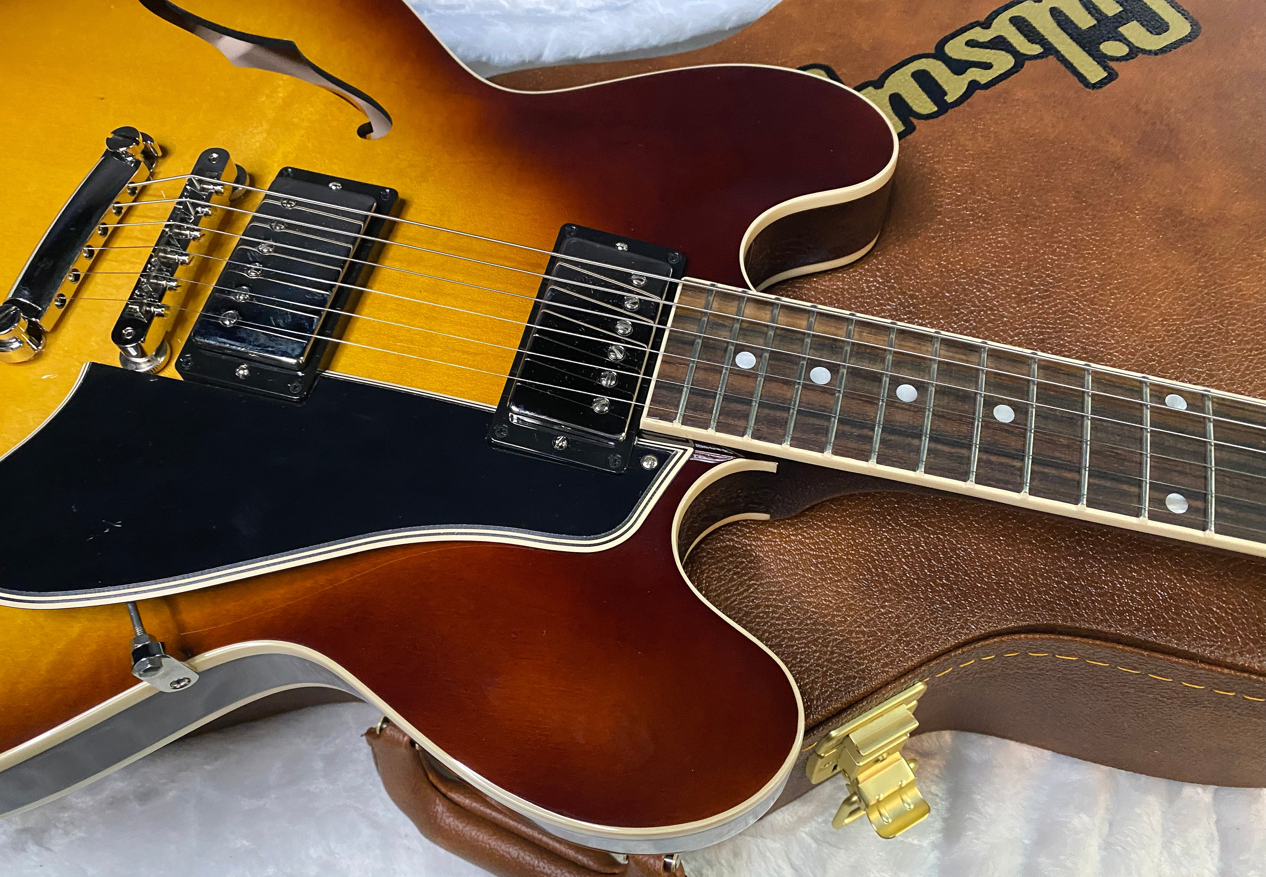 NEW ! Gibson ES-335 50s Semi-Hollowbody Electric Guitar - Vintage Tobacco Burst - Authorized Dealer - 7.8 lbs - G07154