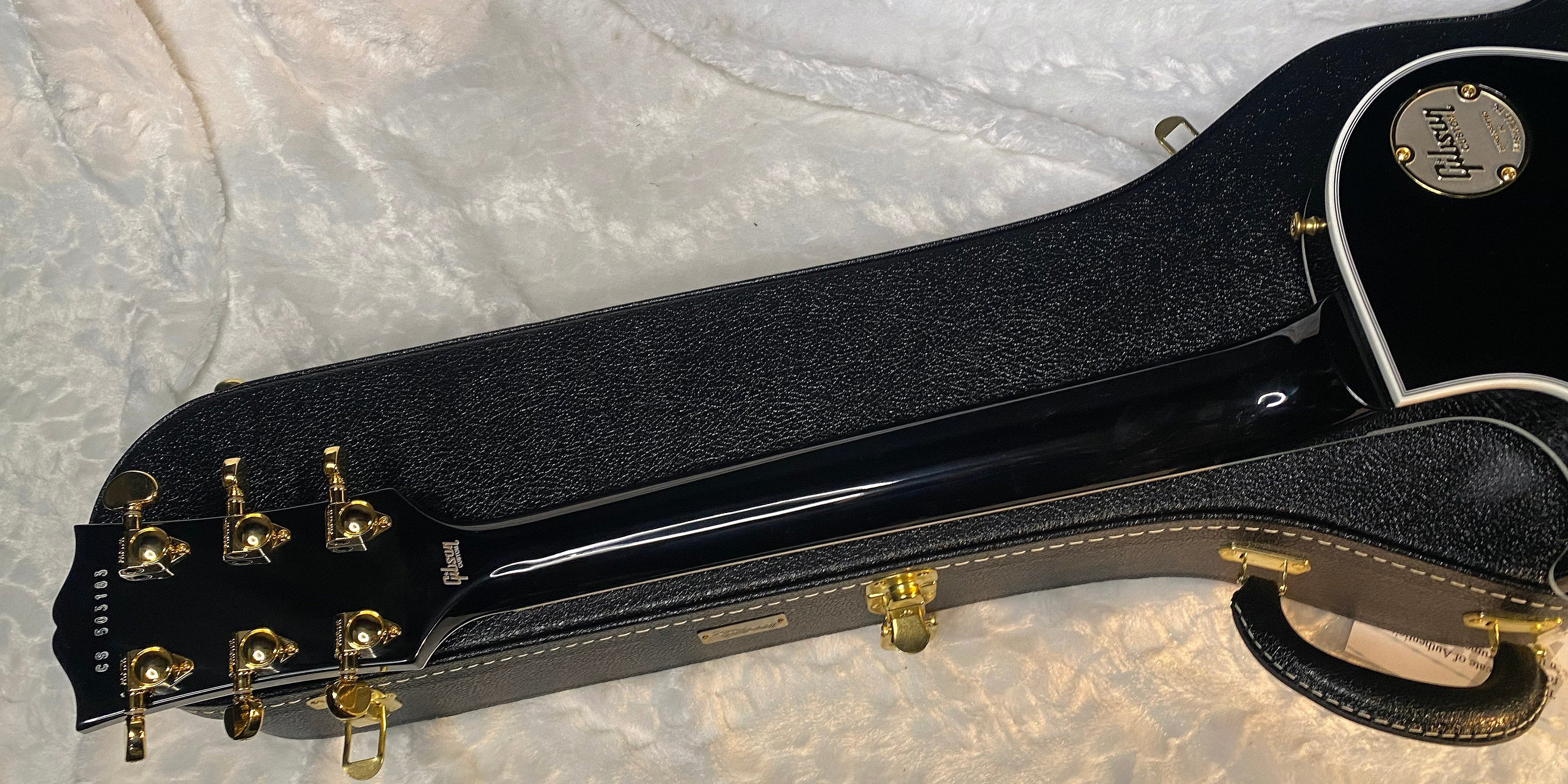 NEW! Gibson Custom Shop Les Paul Custom - Ebony Fingerboard - Authorized Dealer - Only 9.85 lbs - G06439