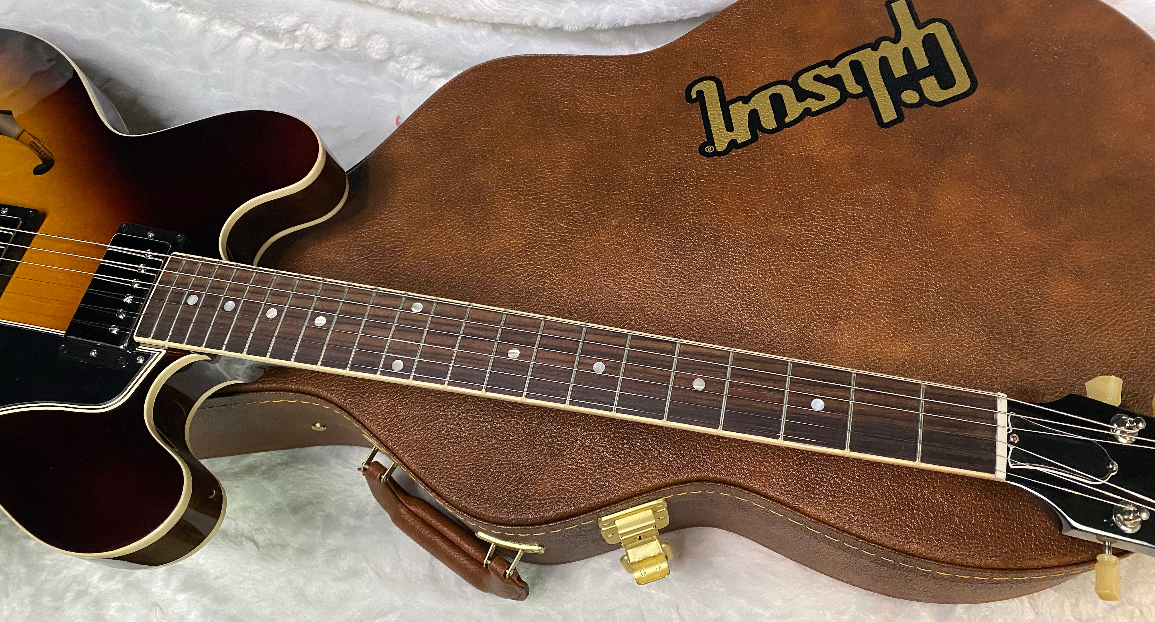 NEW ! Gibson ES-335 50s Semi-Hollowbody Electric Guitar - Vintage Tobacco Burst - Authorized Dealer - 8 lbs - G07155